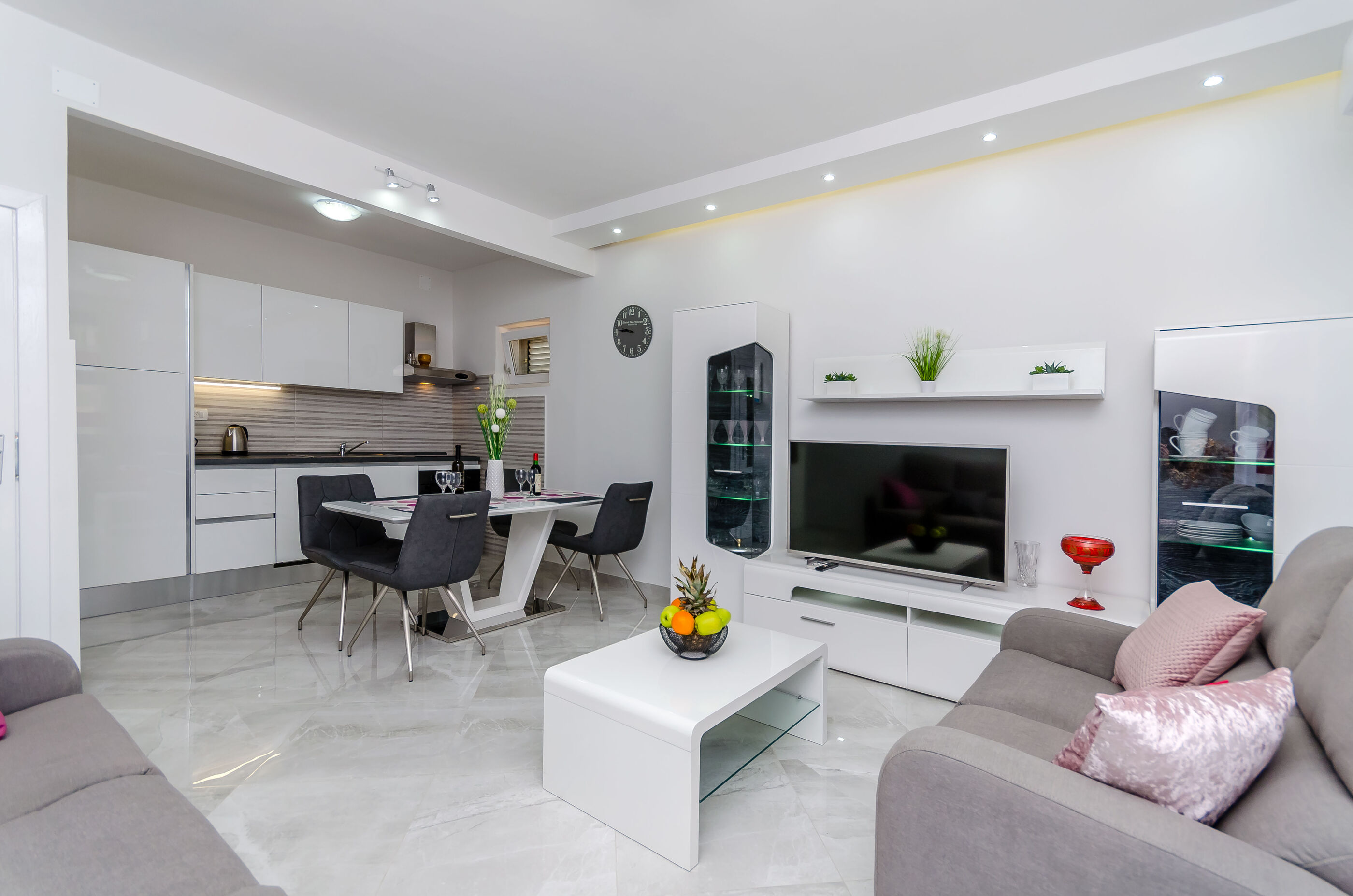 Apartment Miro & Marino 81131-A1