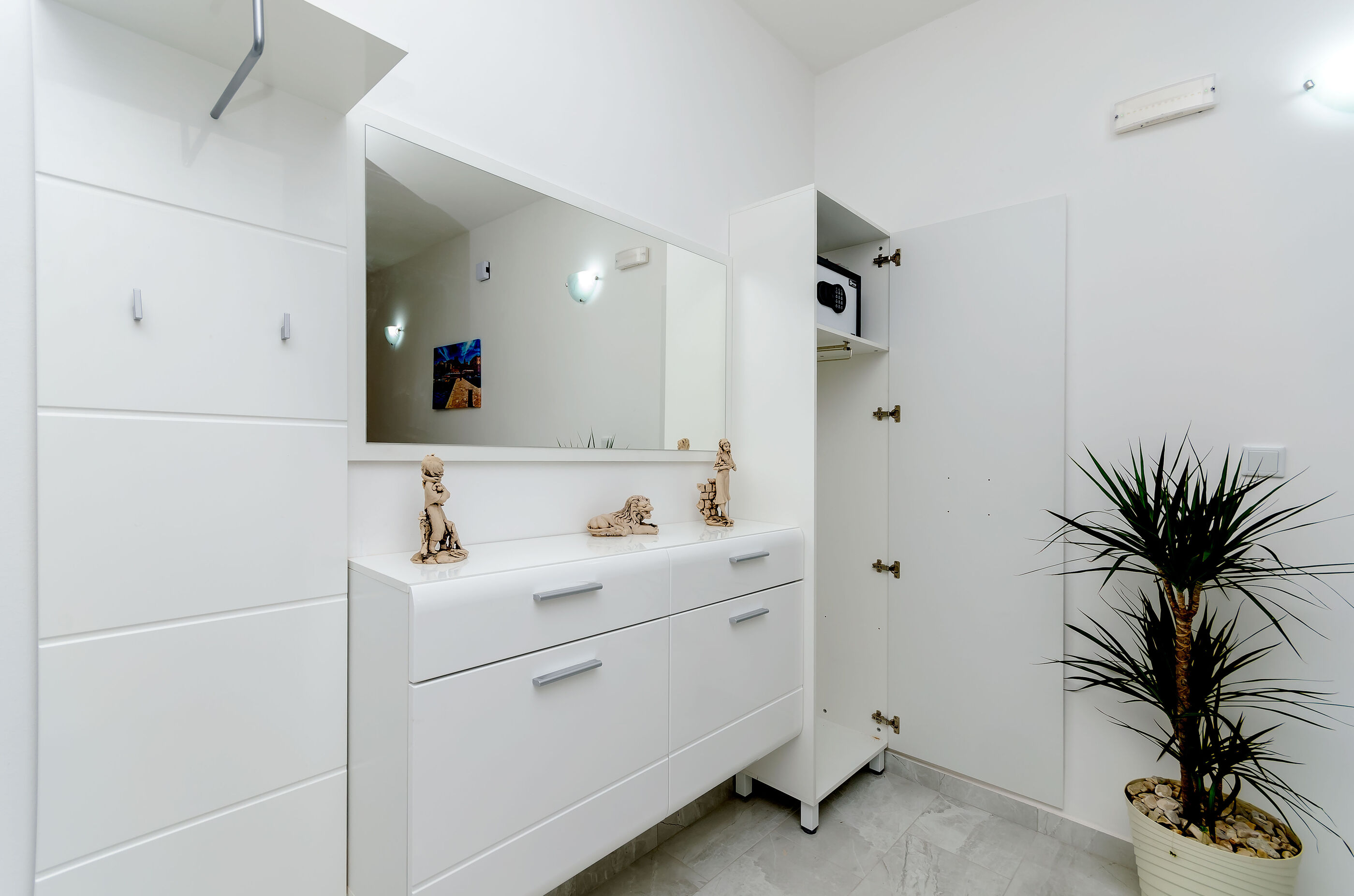 Apartment Miro & Marino 81131-A1
