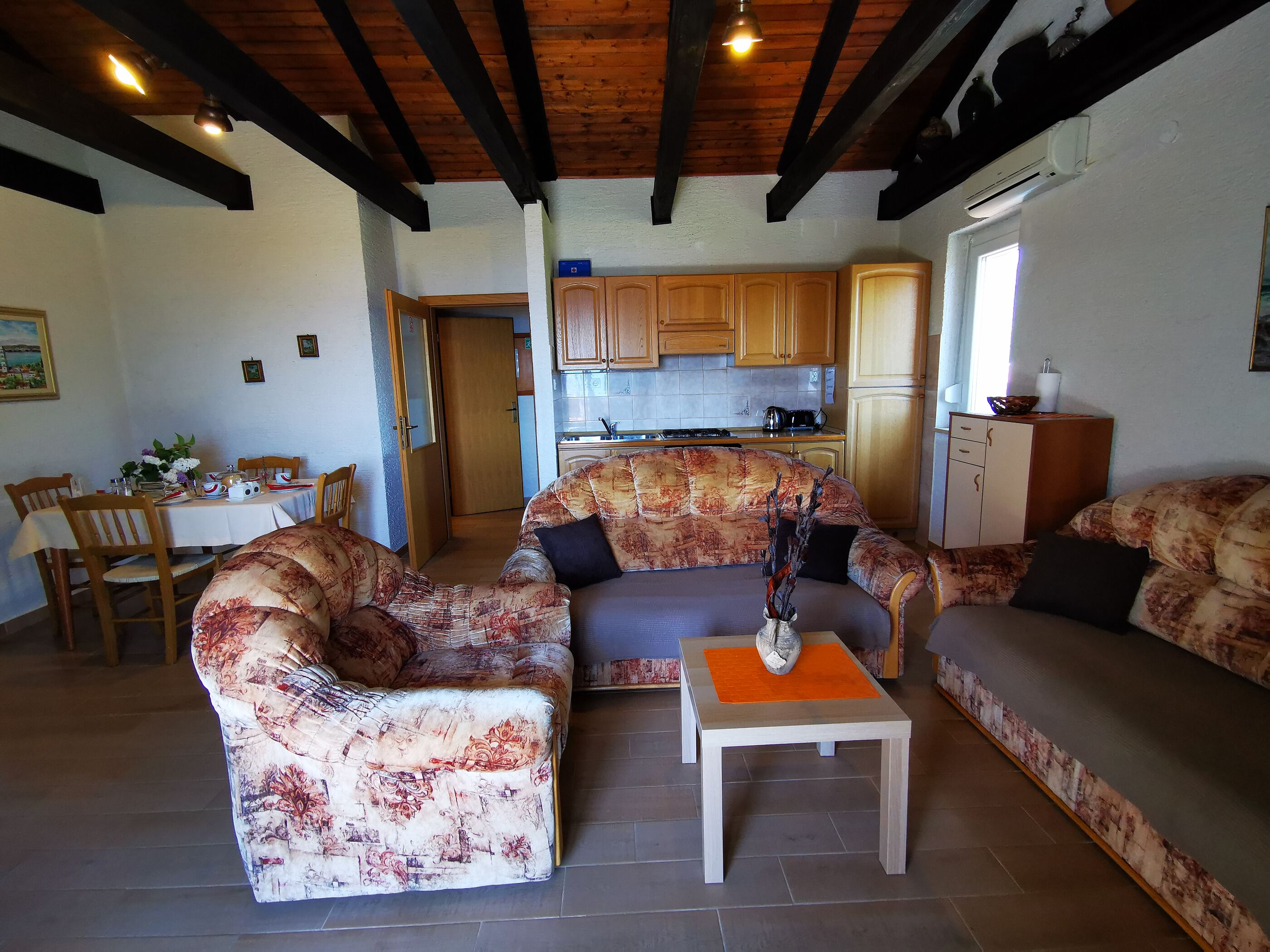 Apartments Zuppy 80751-A2