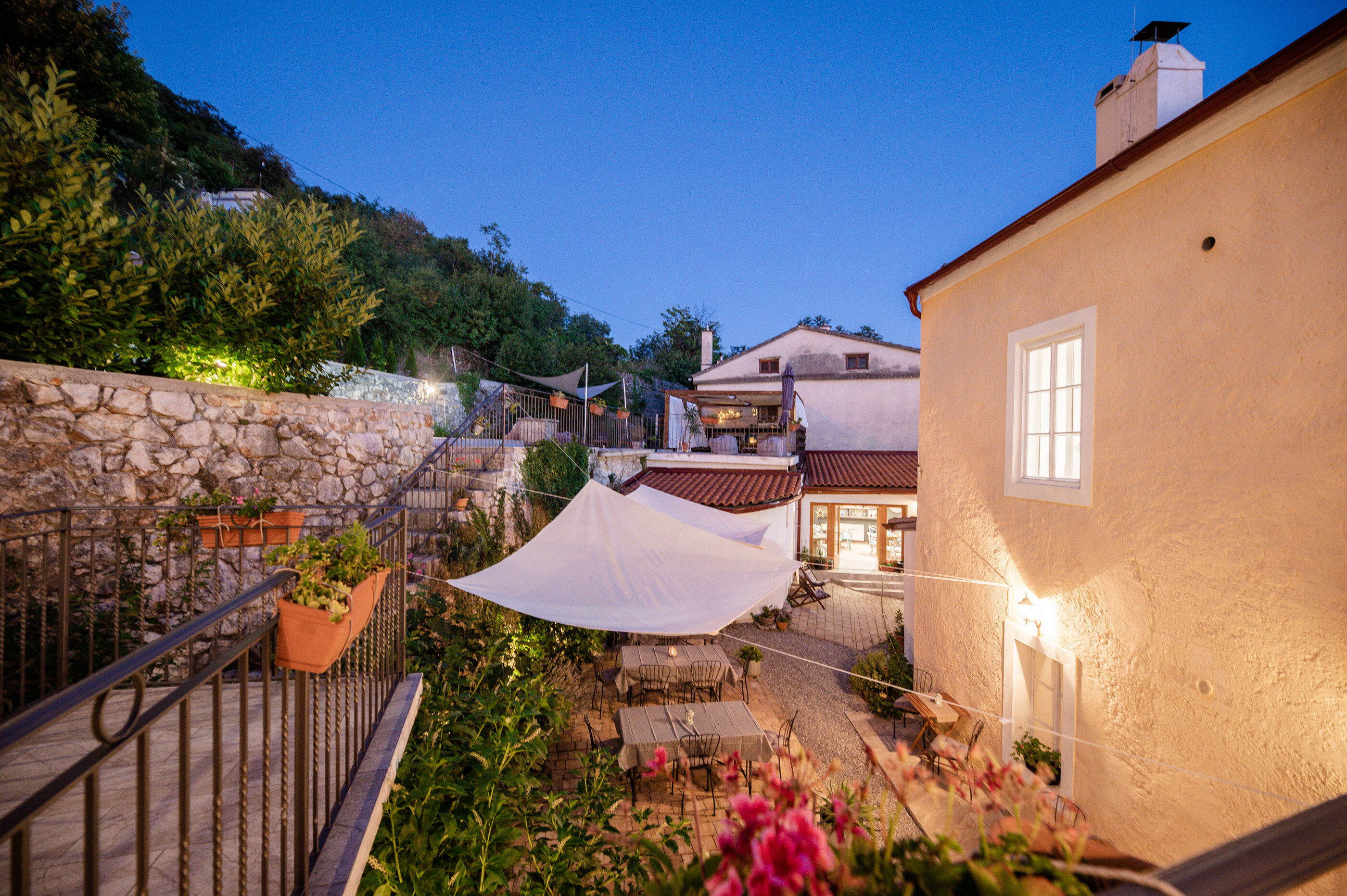 Pansion Boutique Hostel Mali Pariz 41781-S6