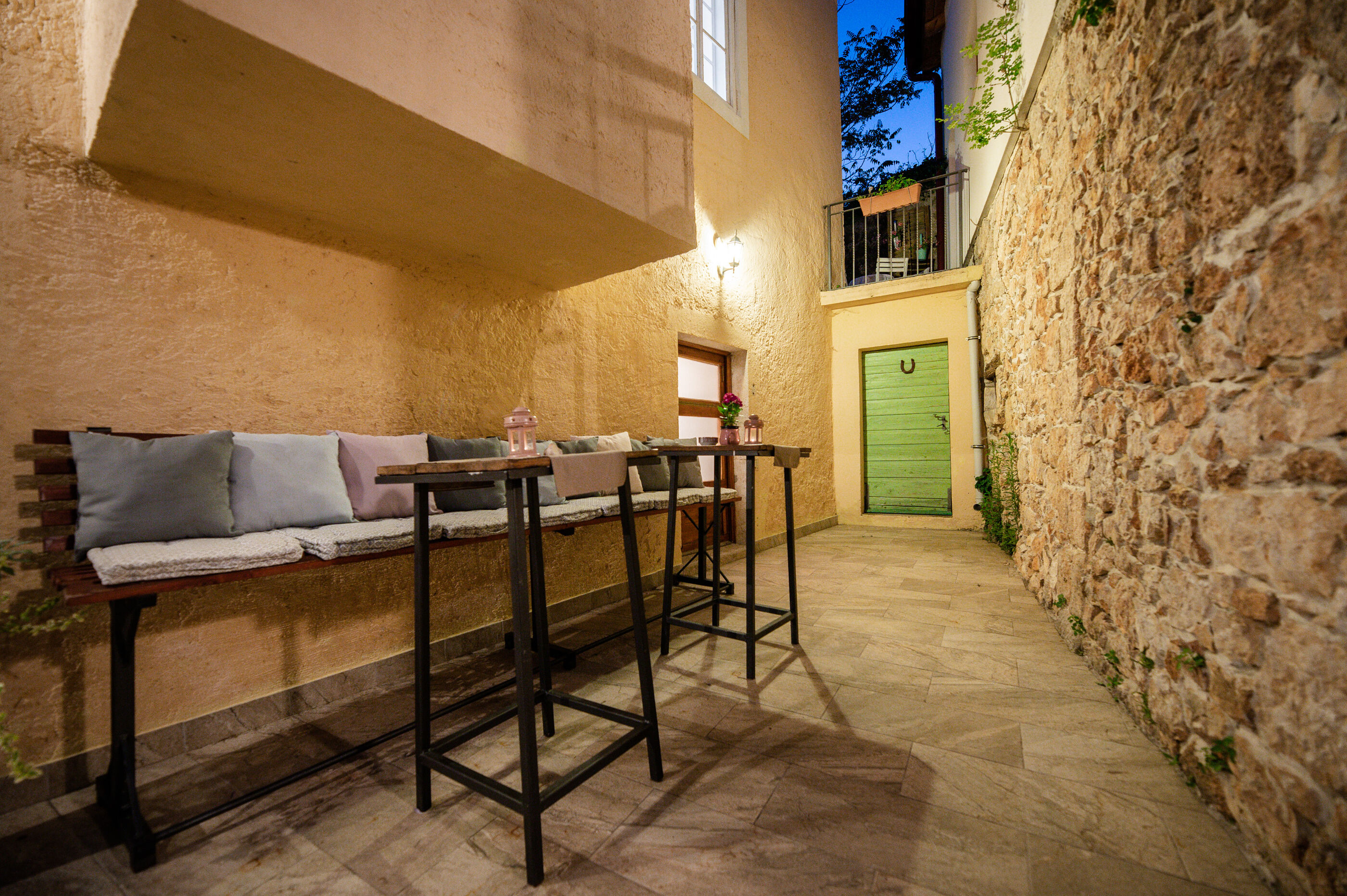 Pansion Boutique Hostel Mali Pariz 41781-S6