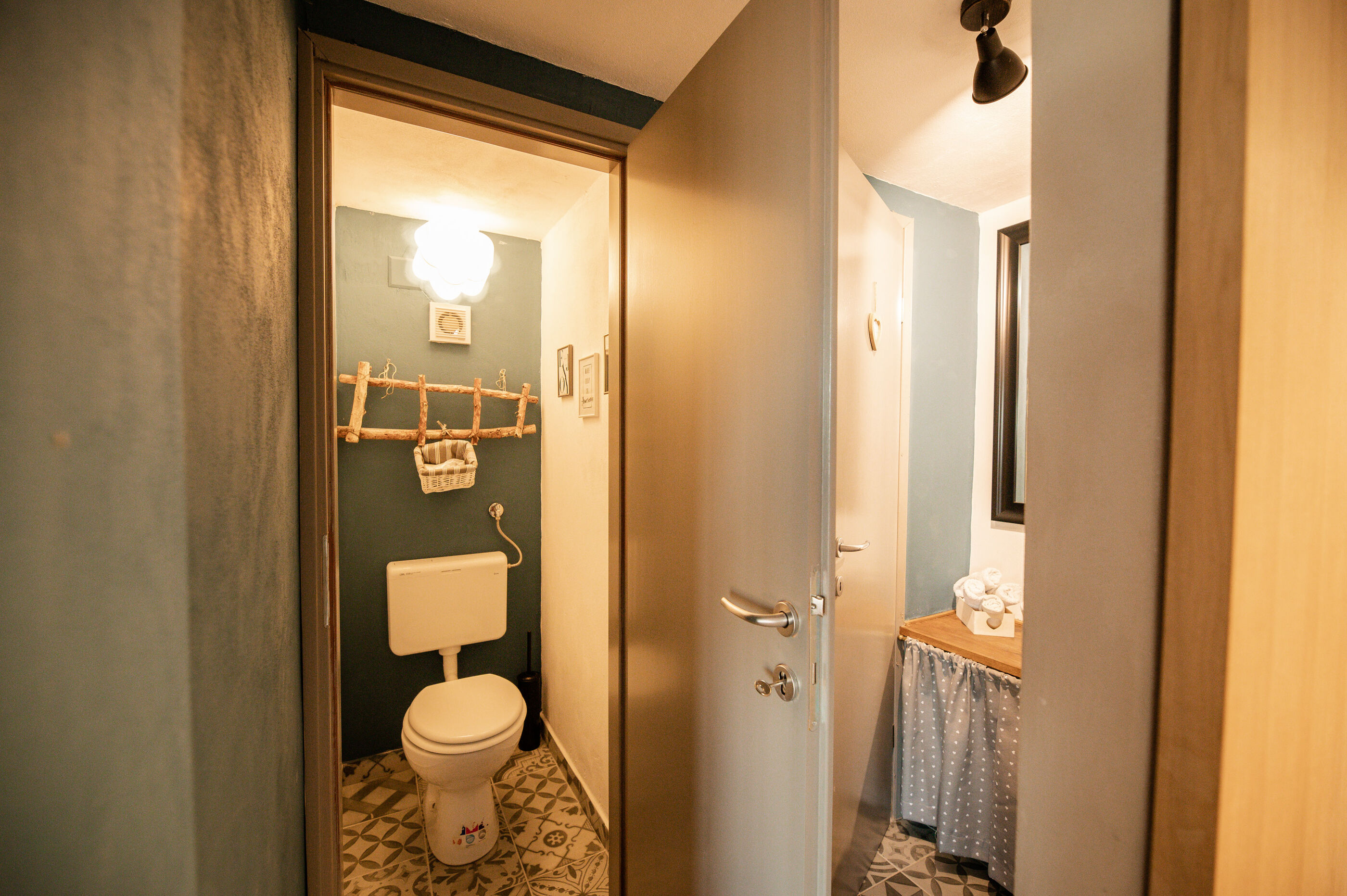 Pansion Boutique Hostel Mali Pariz 41781-S6