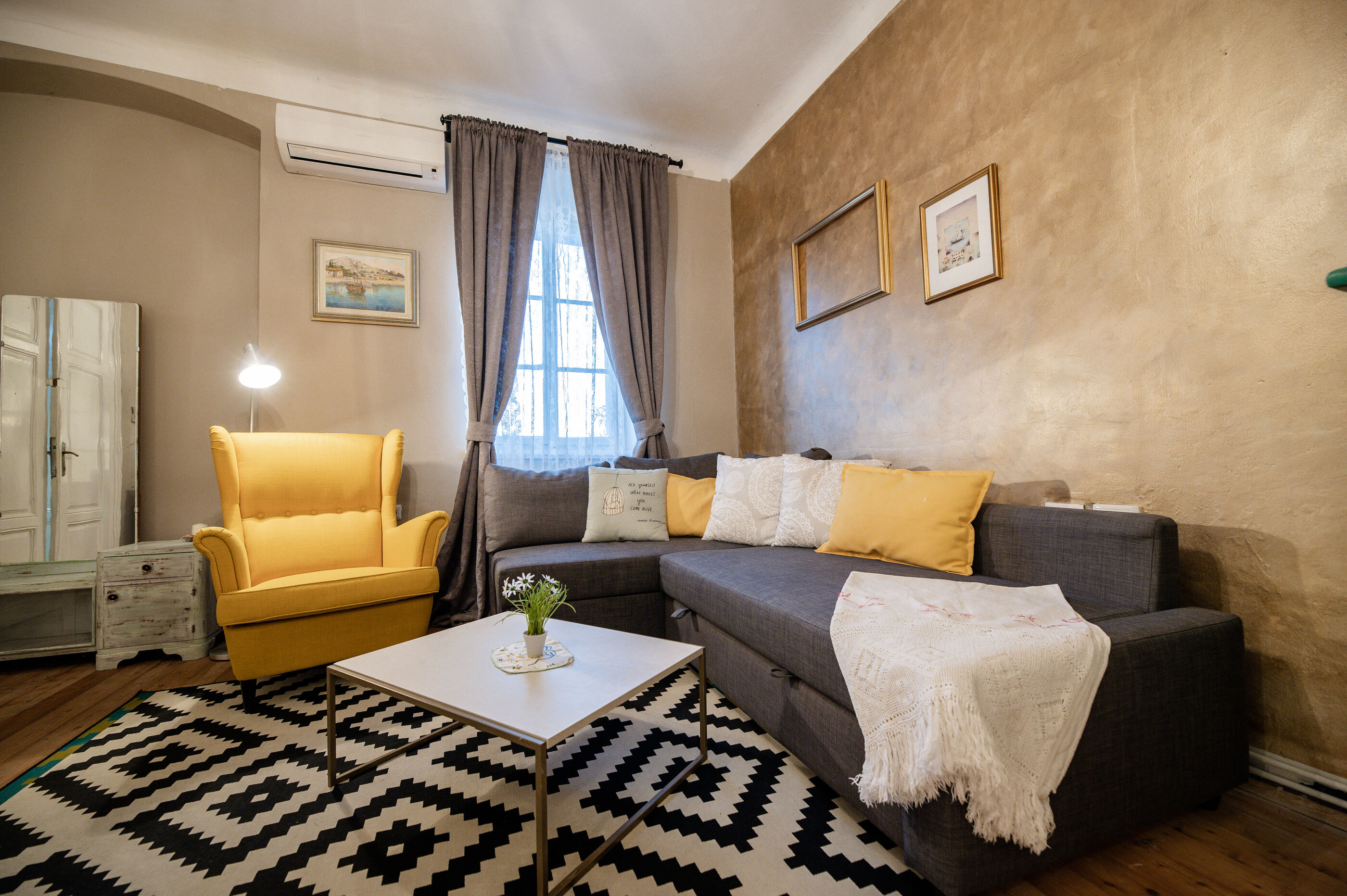 Pansion Boutique Hostel Mali Pariz 41781-S1