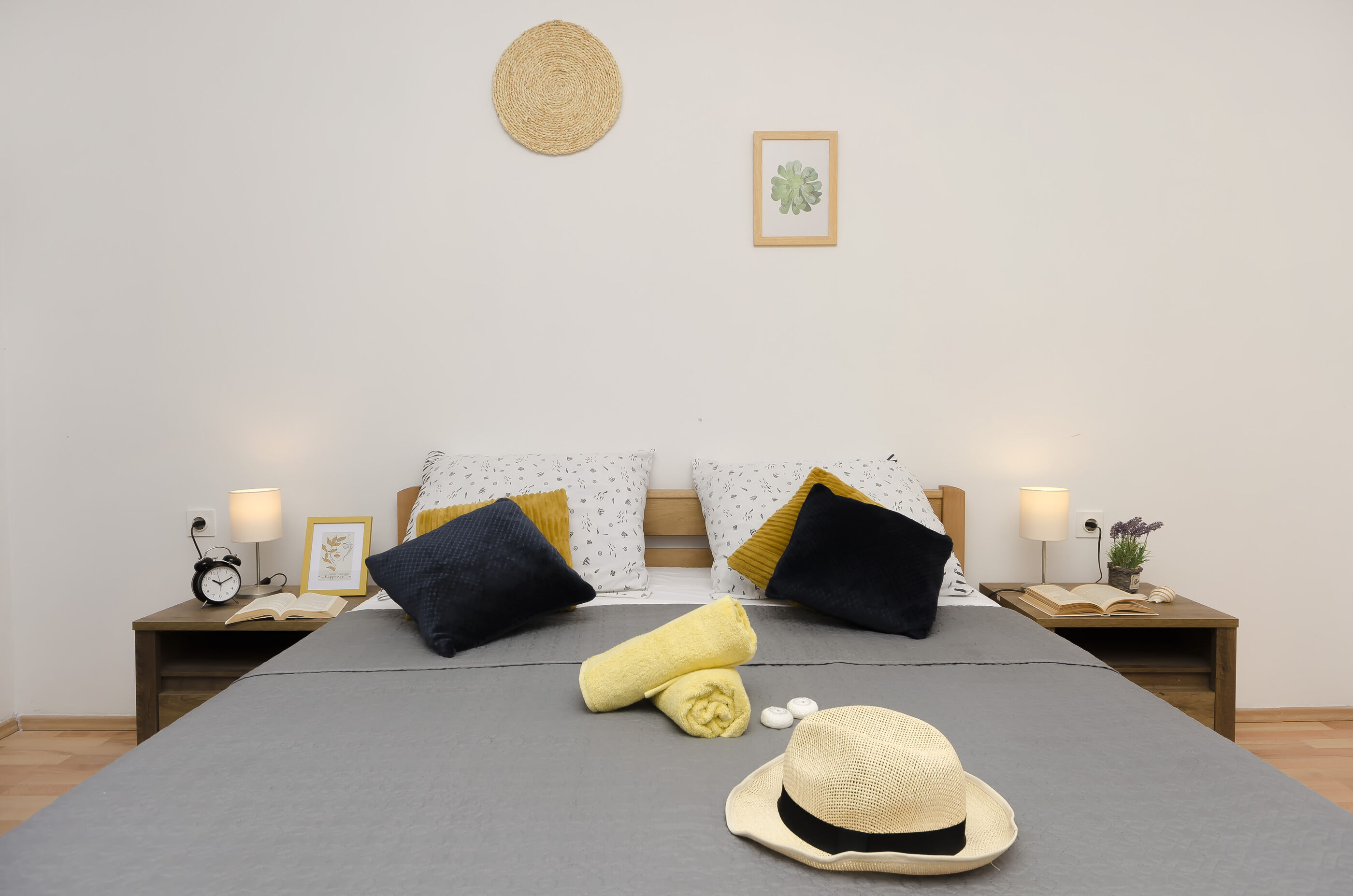 Apartments Ivana 81281-A1