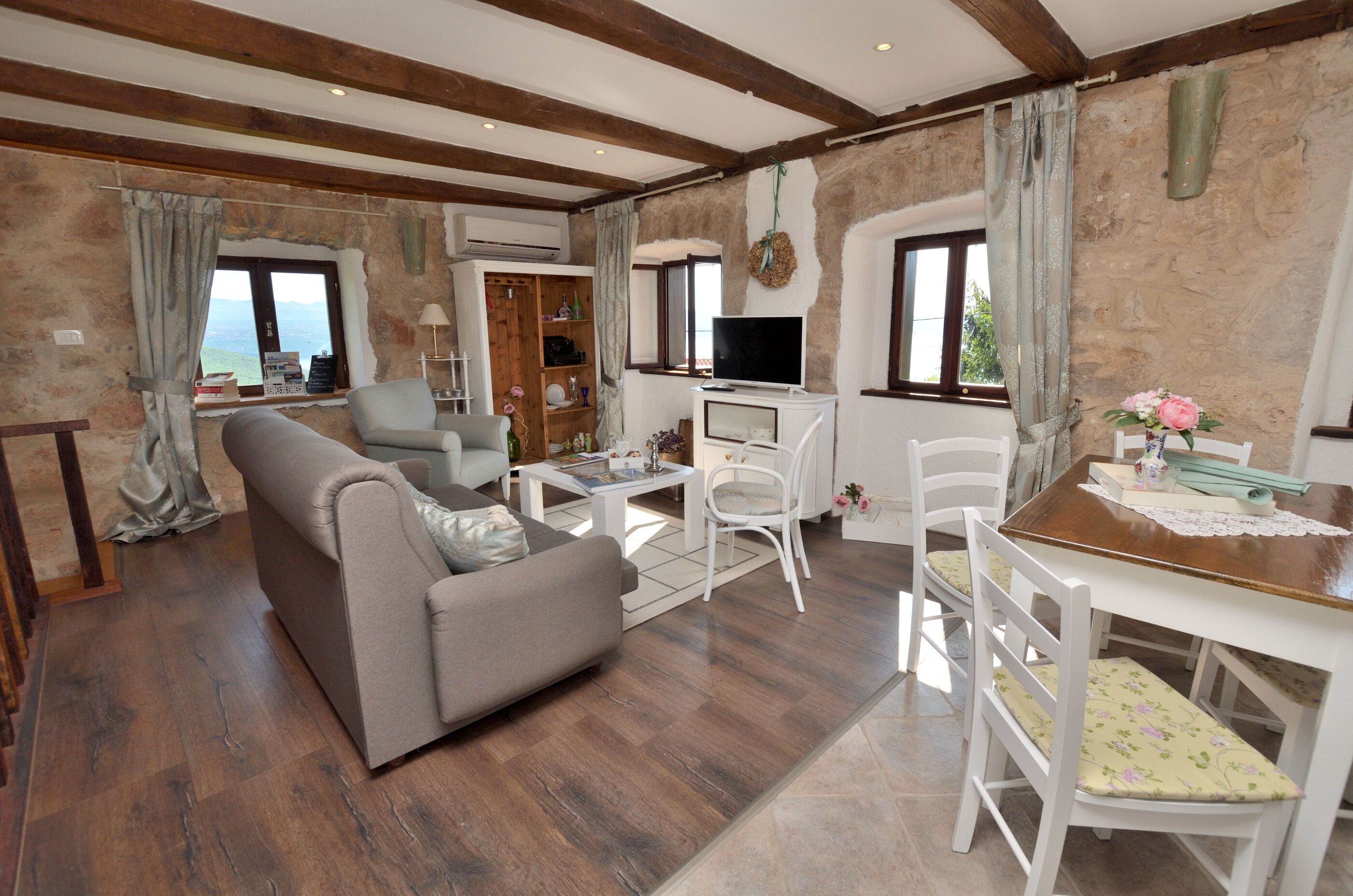 House IVA 63471-K1