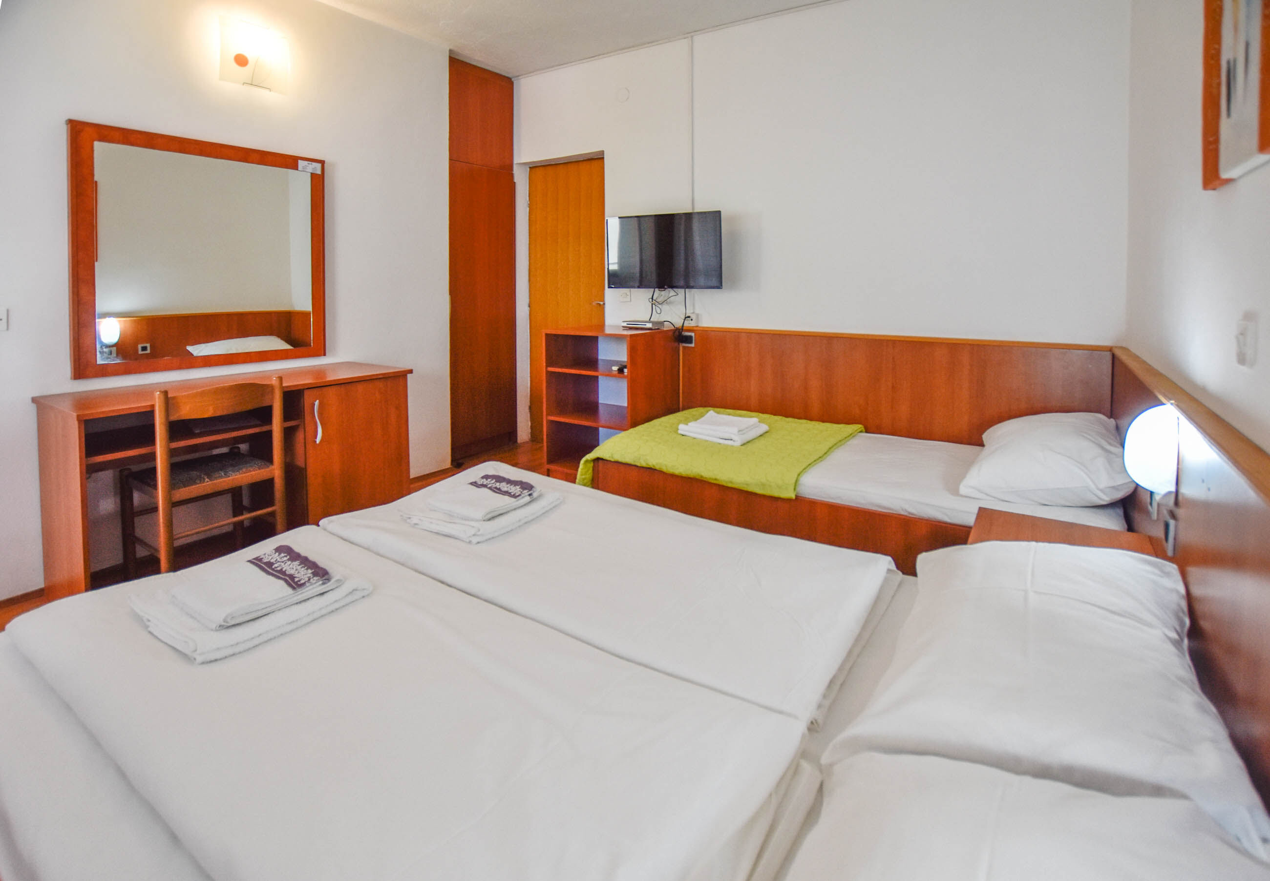 Apartments Jacqueline 81301-A1