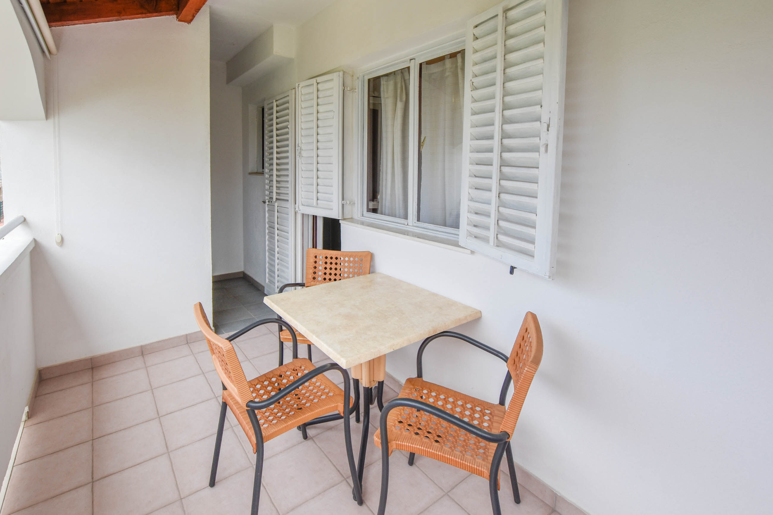 Apartments Jacqueline 81301-A1