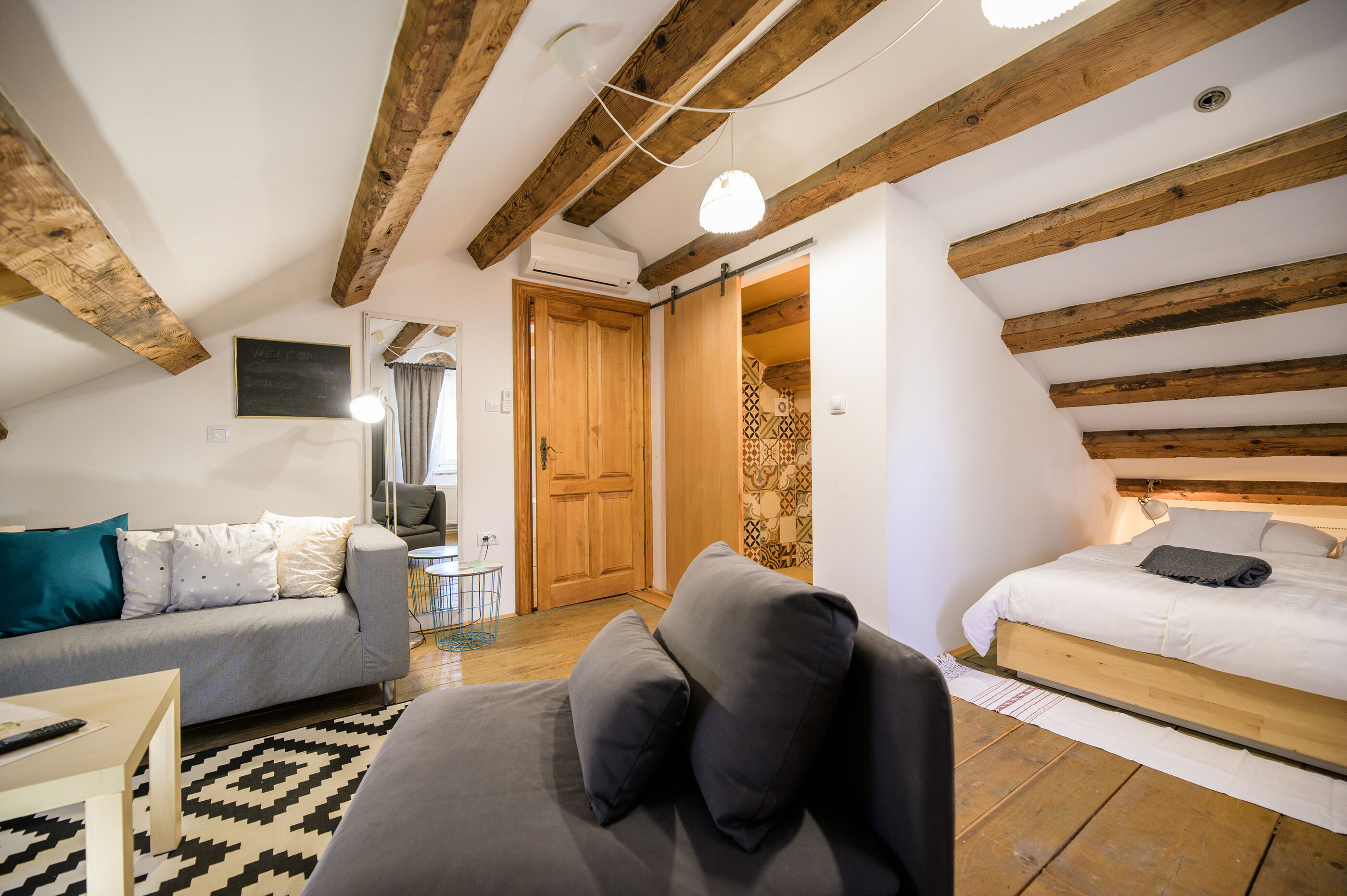 Pansion Boutique Hostel Mali Pariz 41781-S6