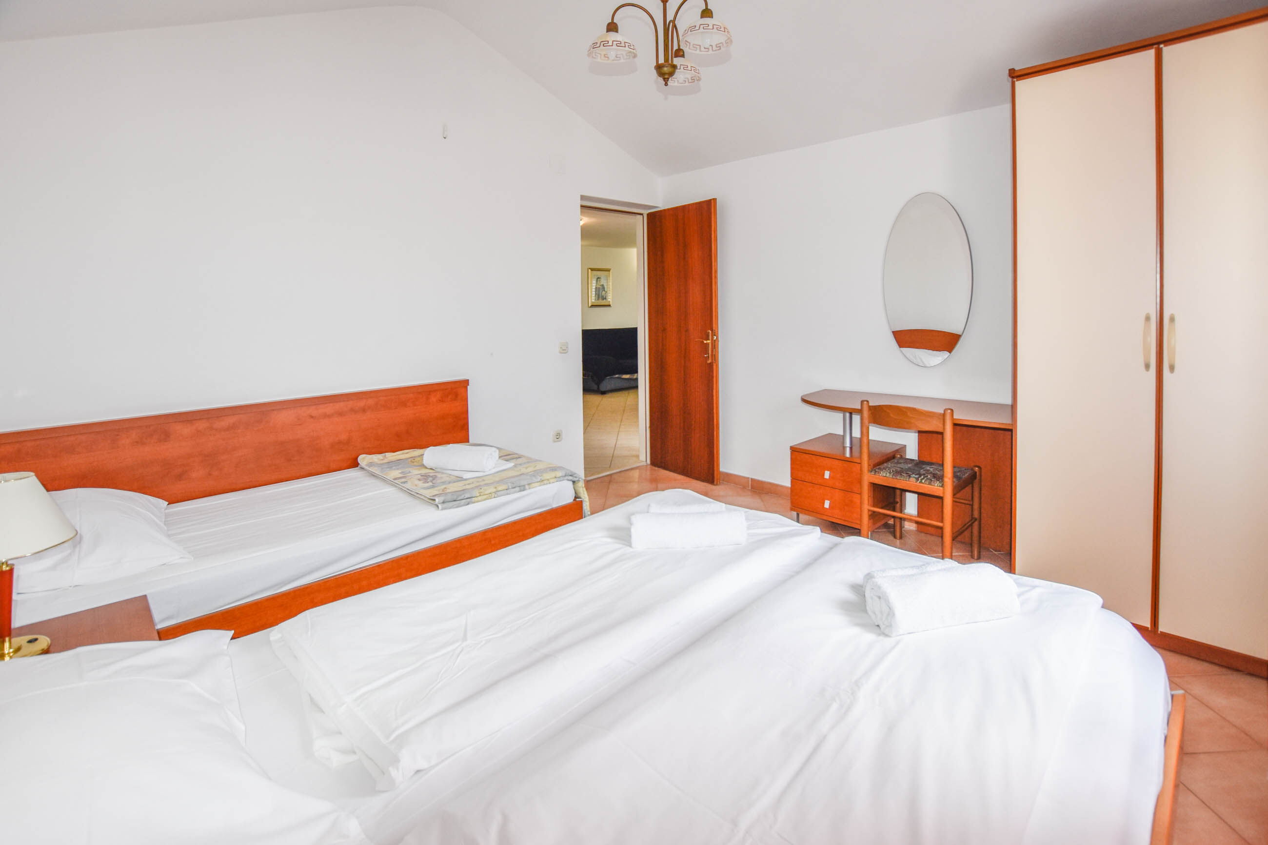 Apartments Jacqueline 81301-A4