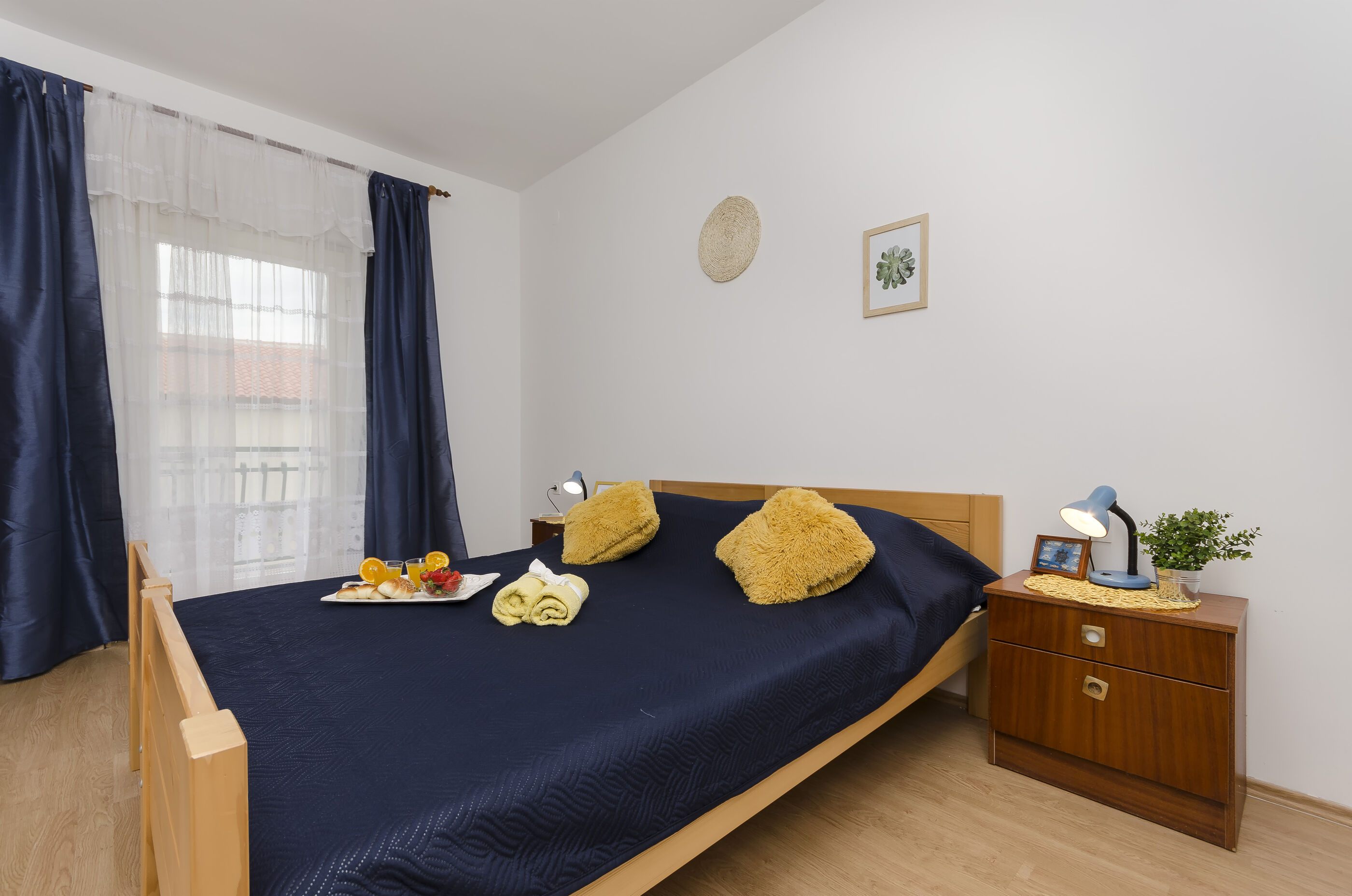 Apartments Ivana 81281-A2