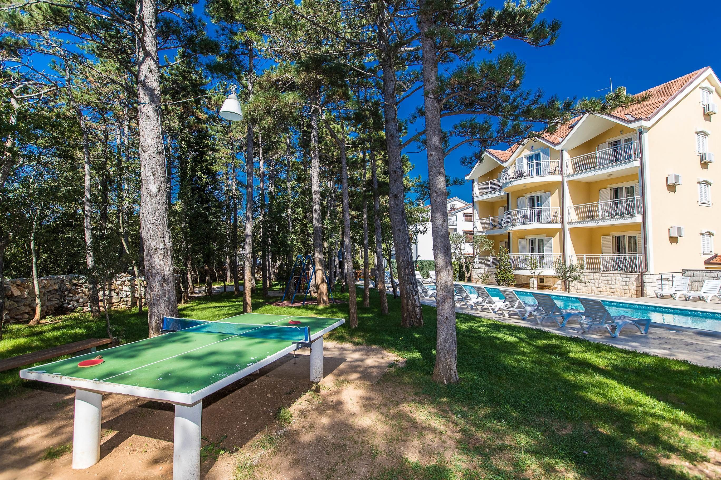 Apartments Villa Anne 81411-A3