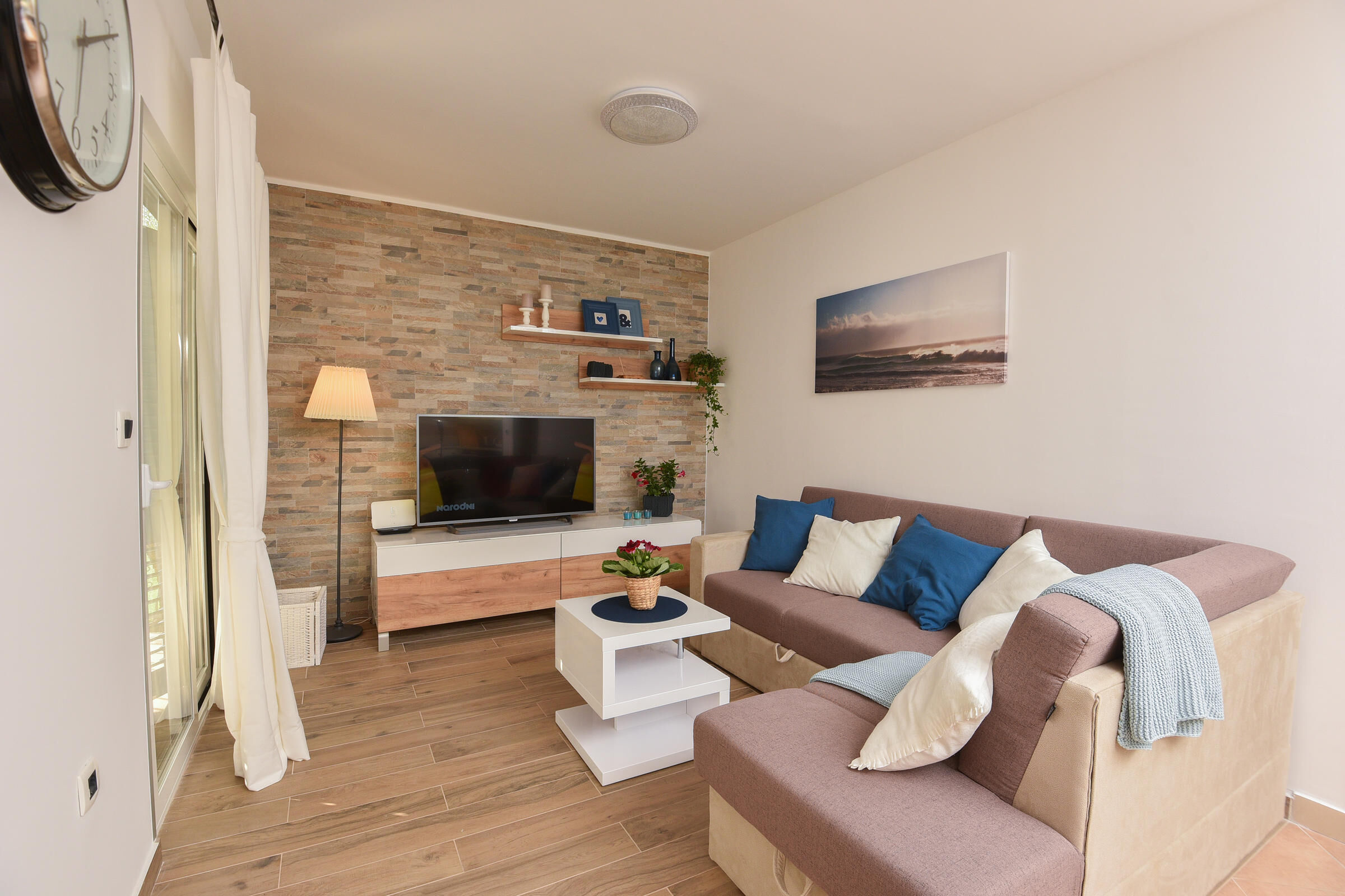 Villa Lipa 62282-K1
