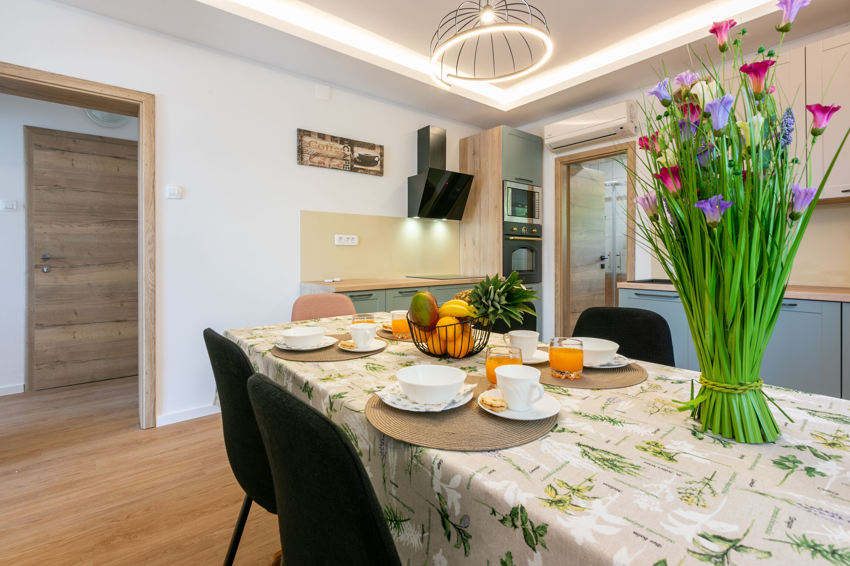 Apartments Milica 62711-A2