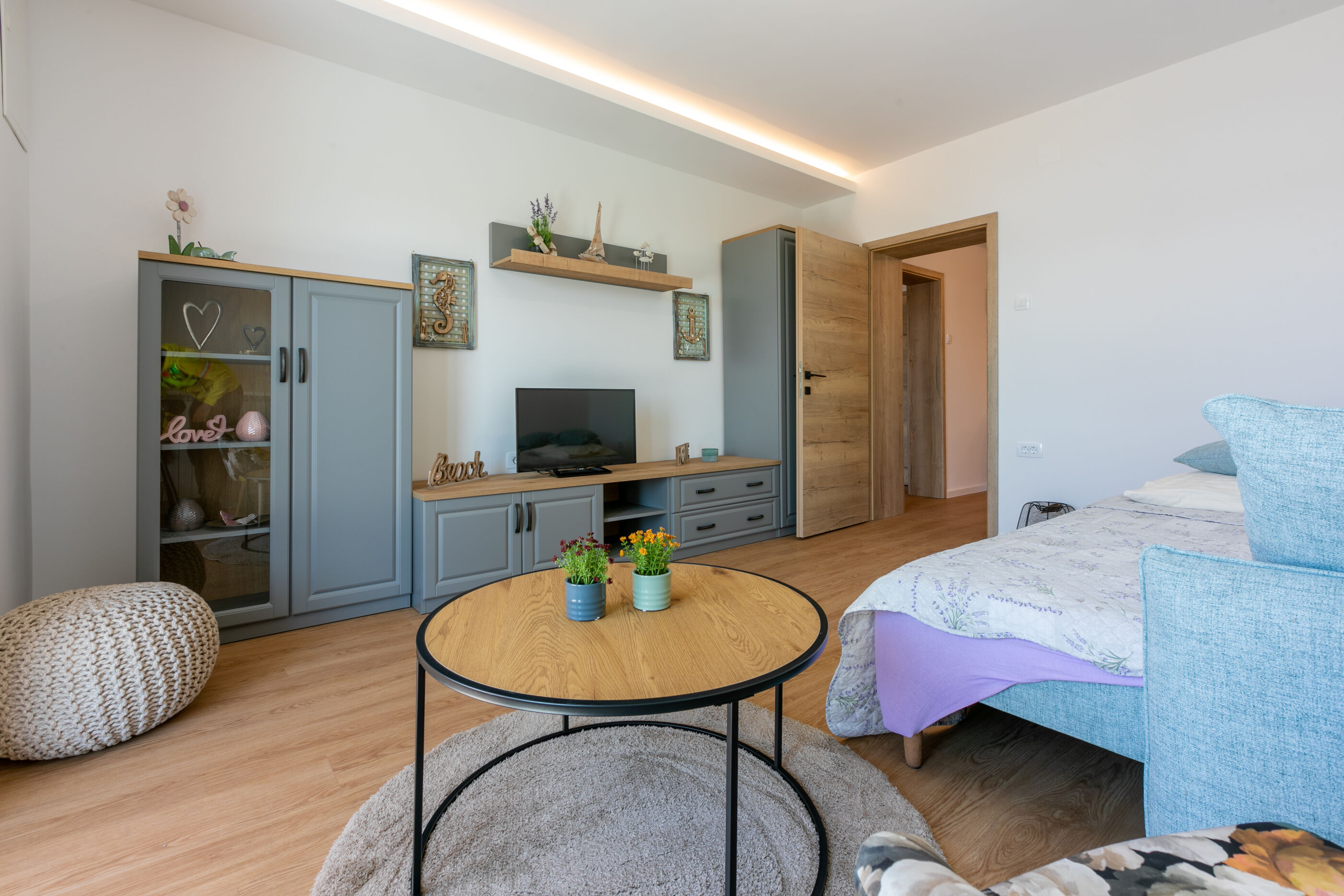 Apartments Milica 62711-A2