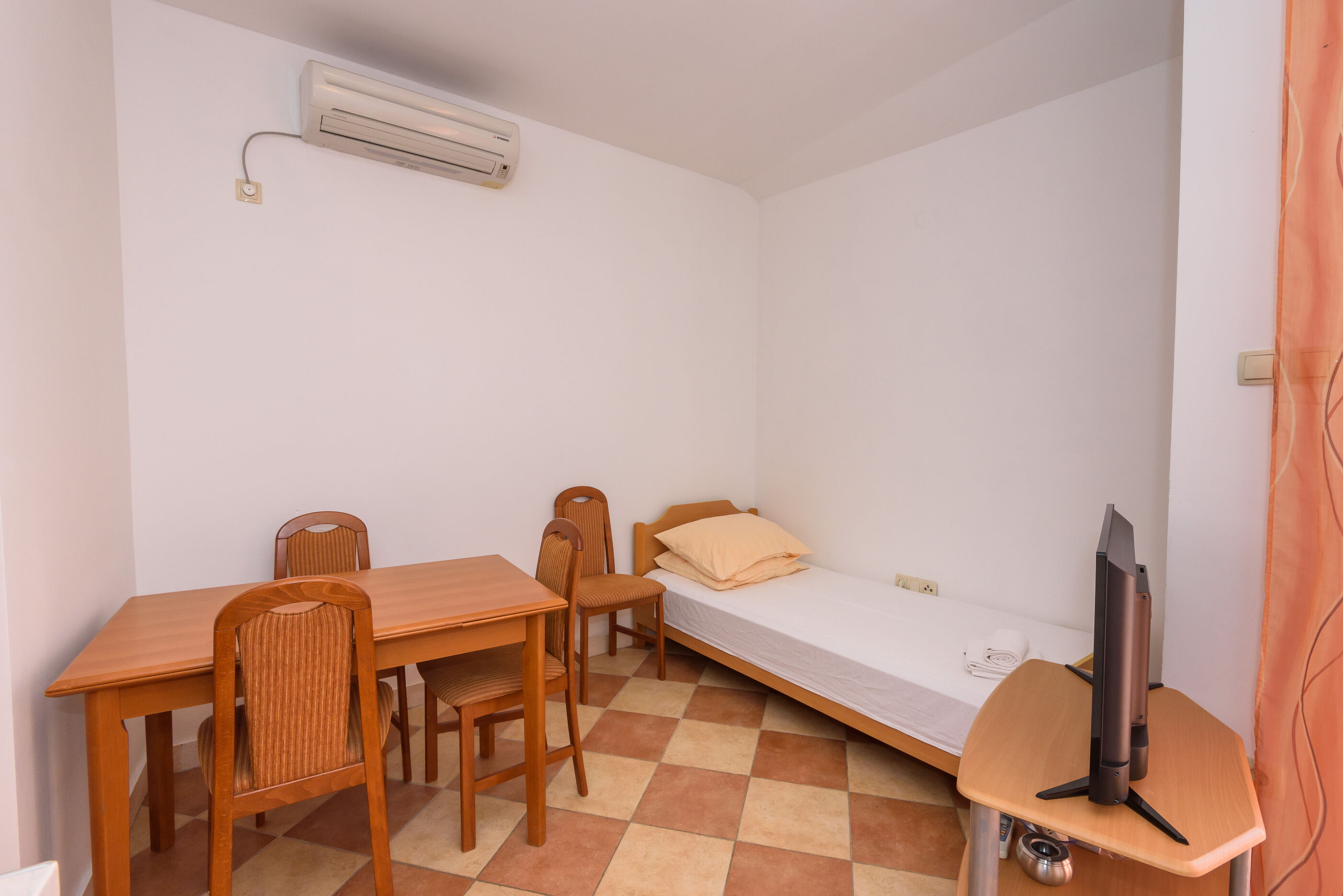 Apartments Zdravko 81491-A4
