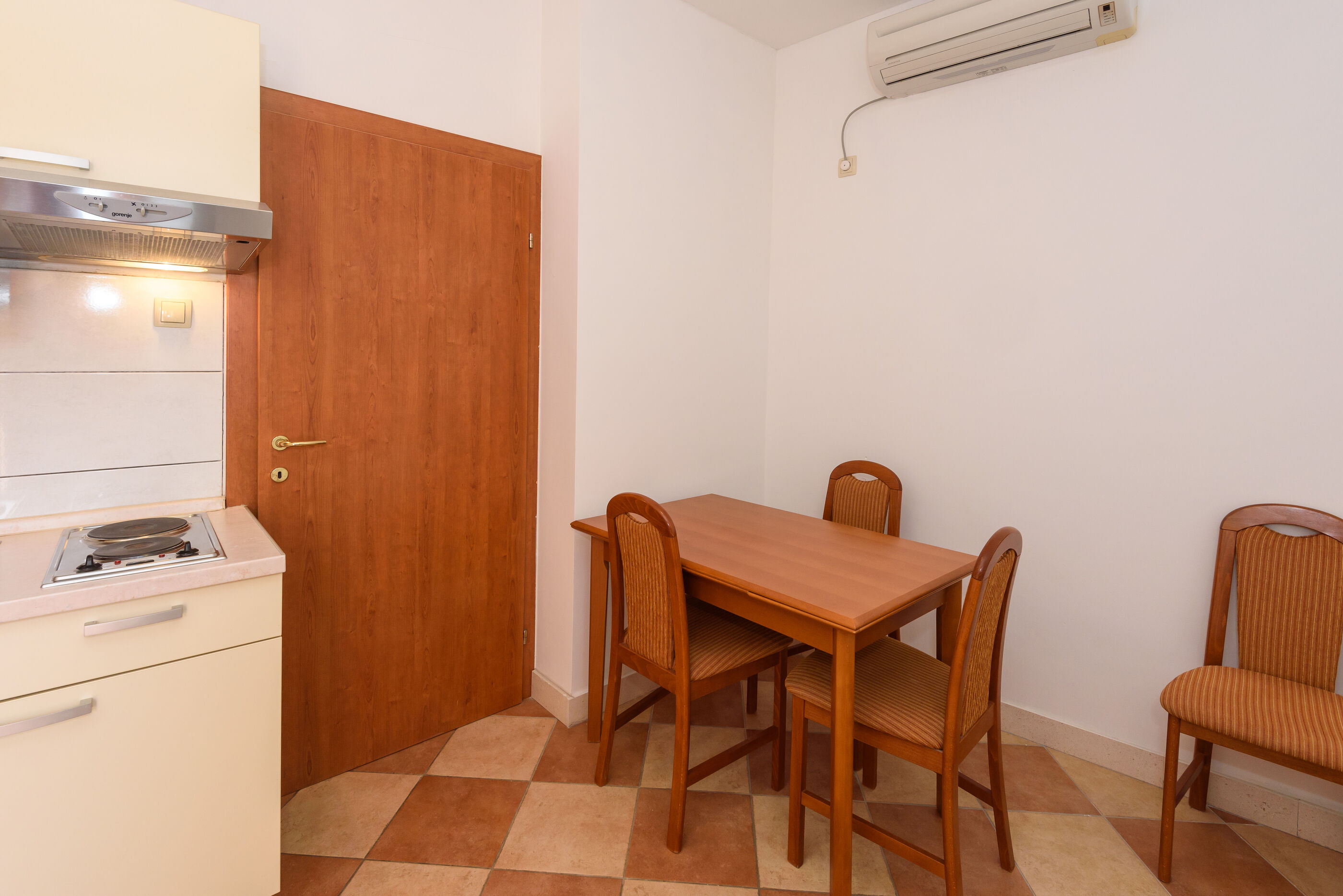 Apartments Zdravko 81491-A4