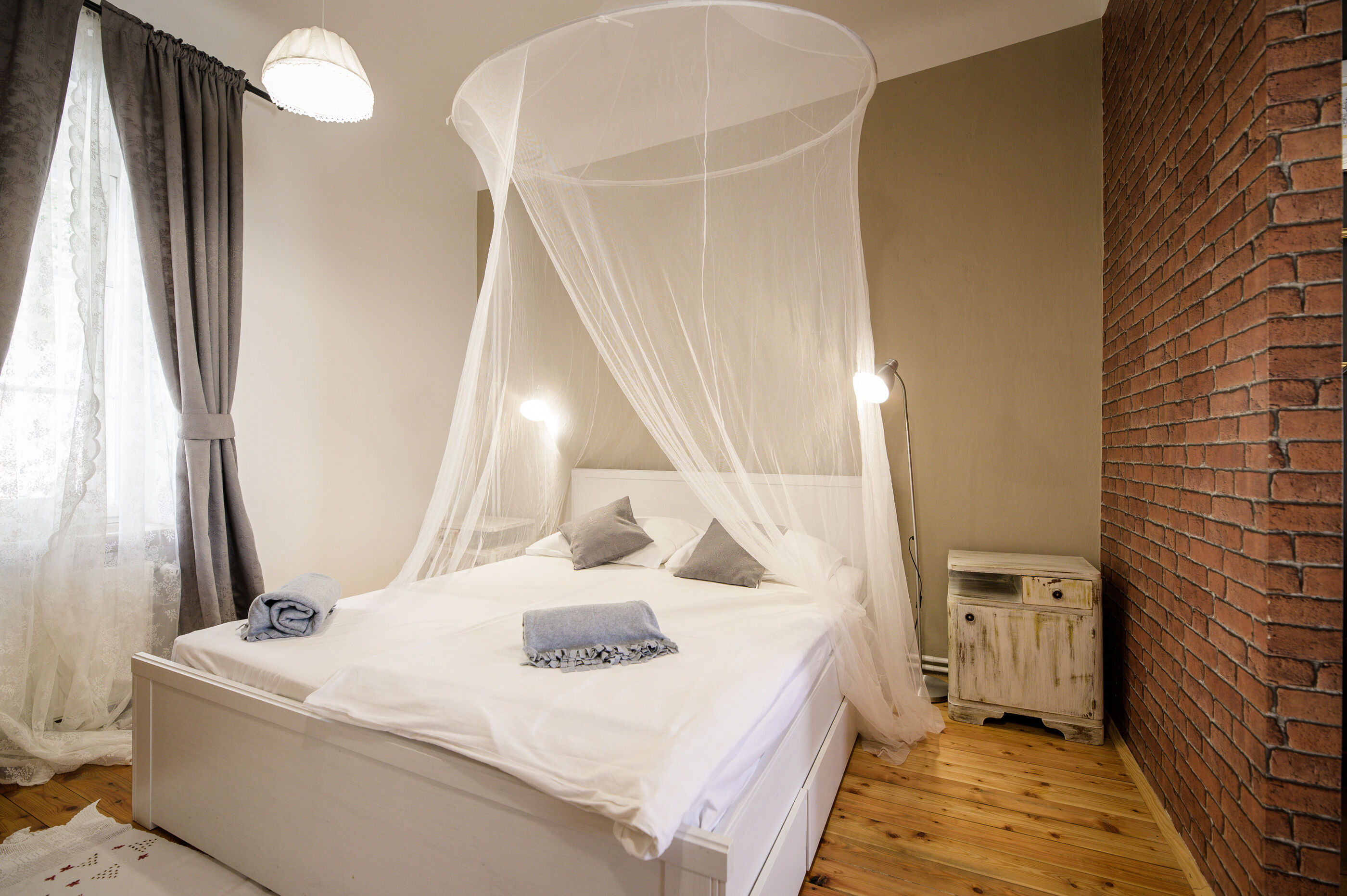 Pansion Boutique Hostel Mali Pariz 41781-S4