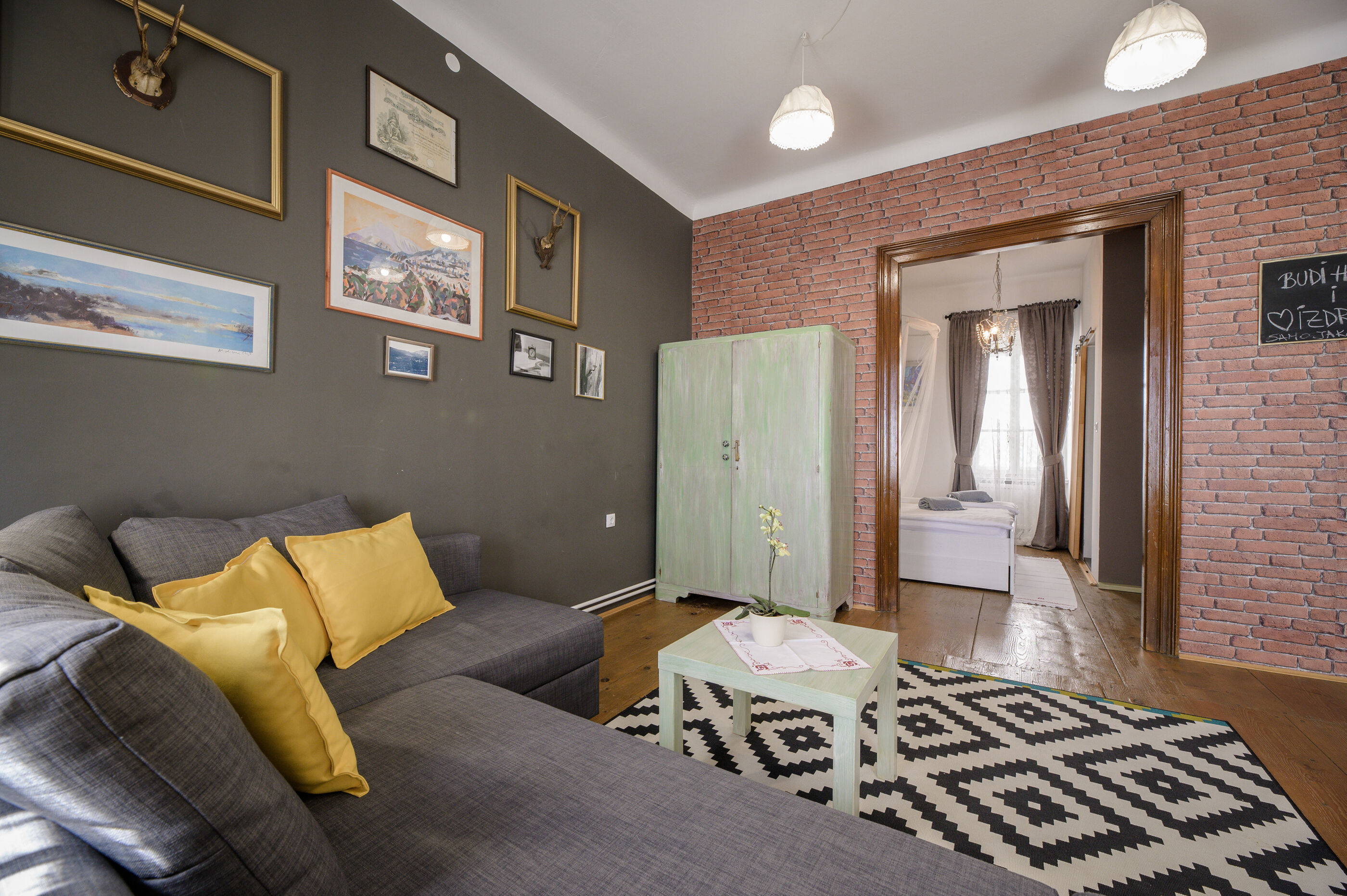 Pansion Boutique Hostel Mali Pariz 41781-S4