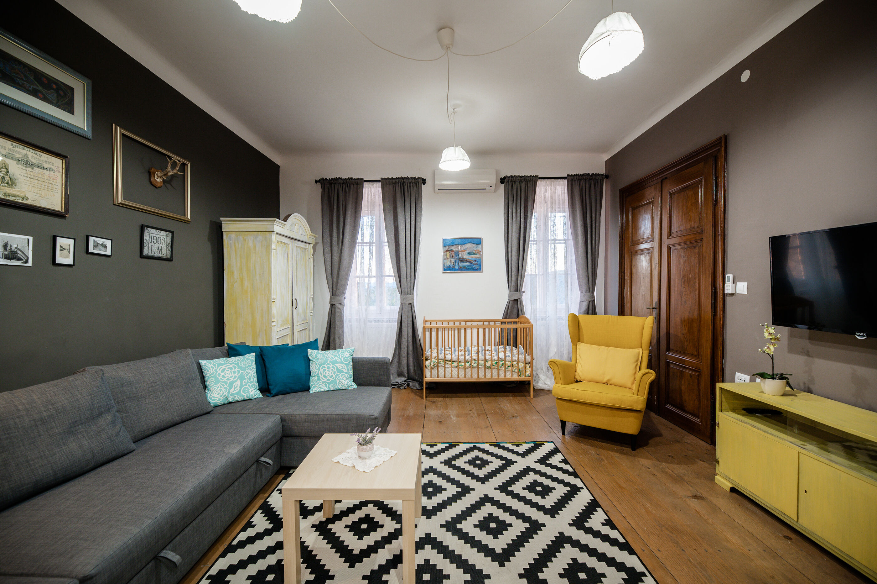 Pansion Boutique Hostel Mali Pariz 41781-S4