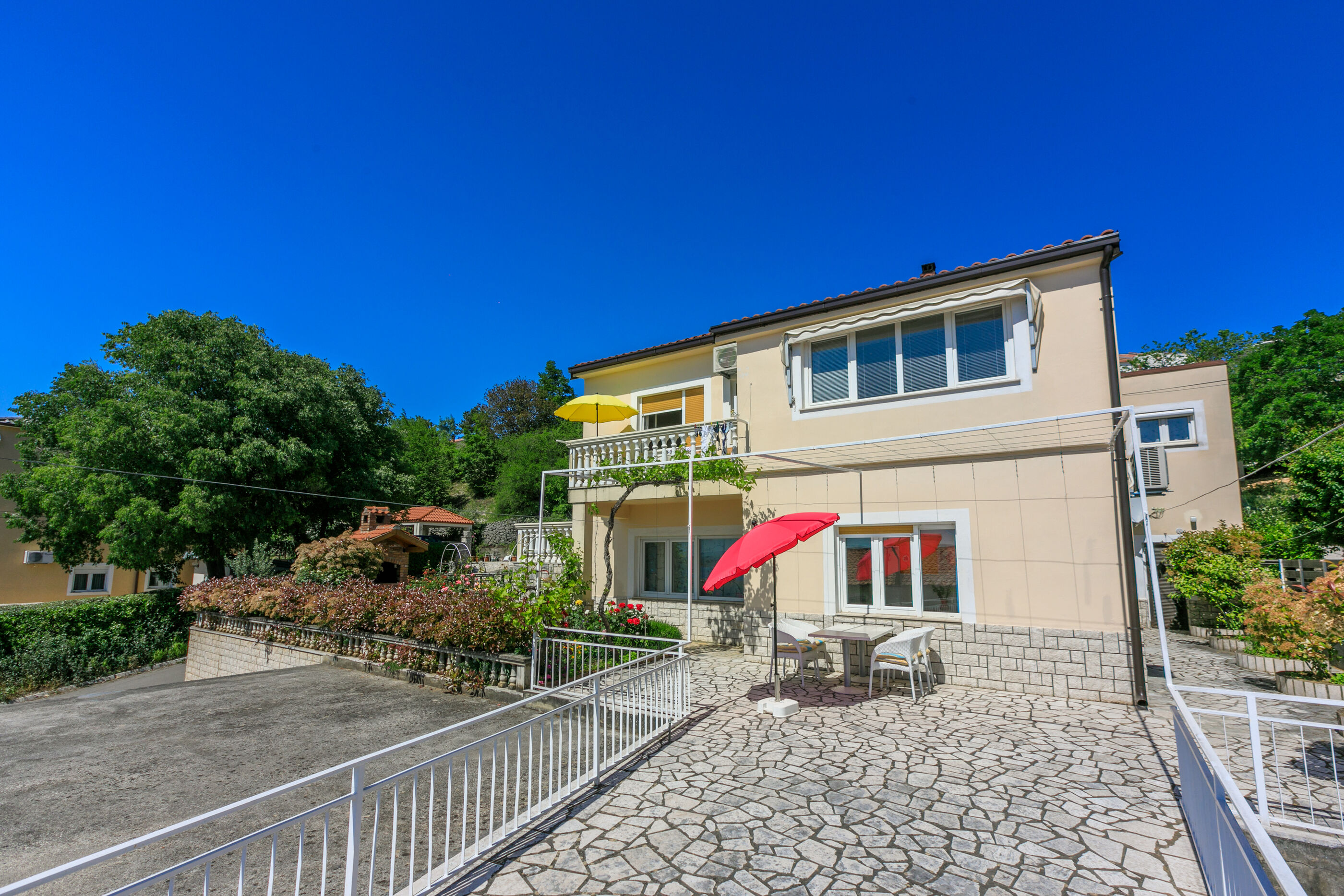 Apartments Bella 80811-A1
