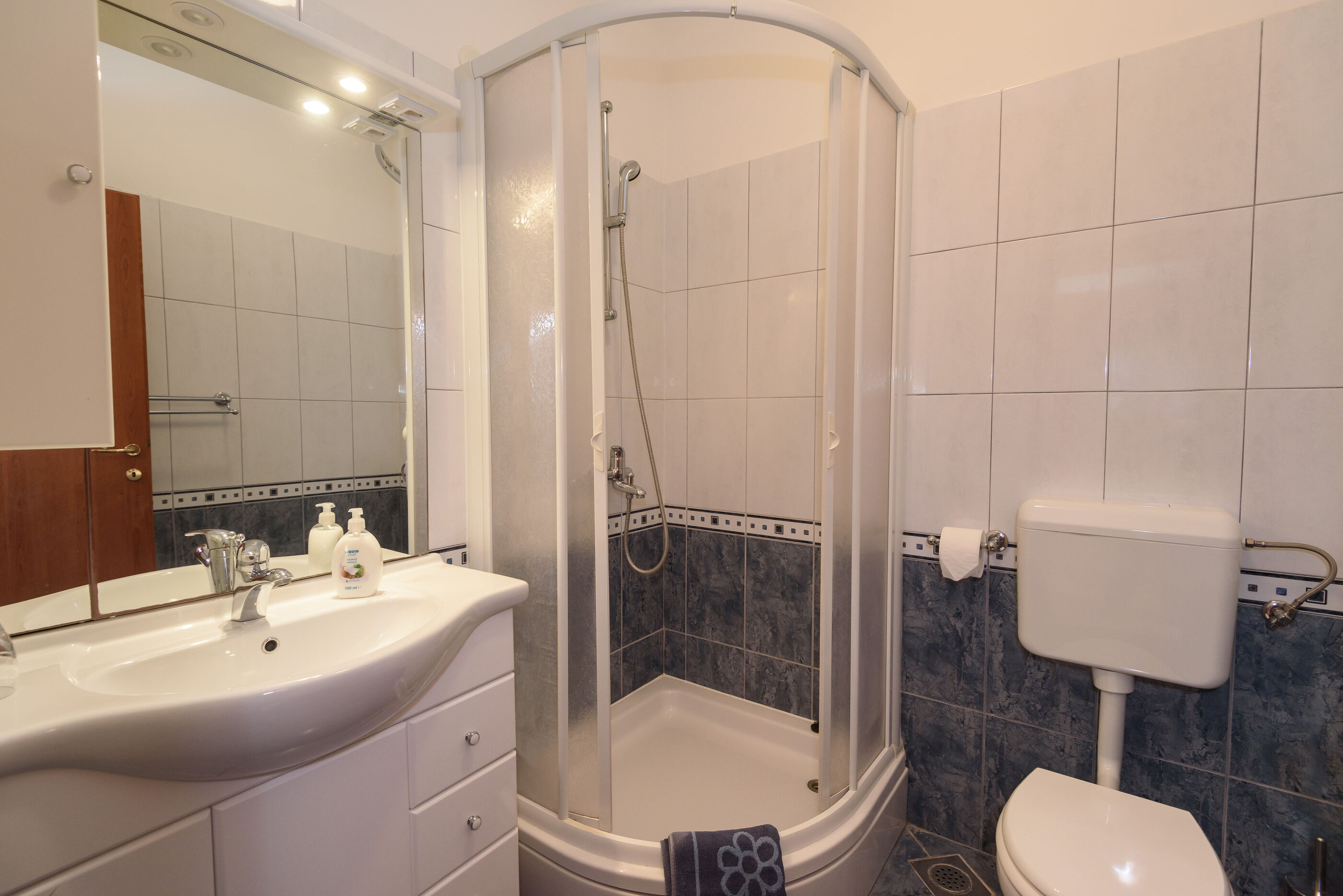 Apartments Zdravko 81491-A3