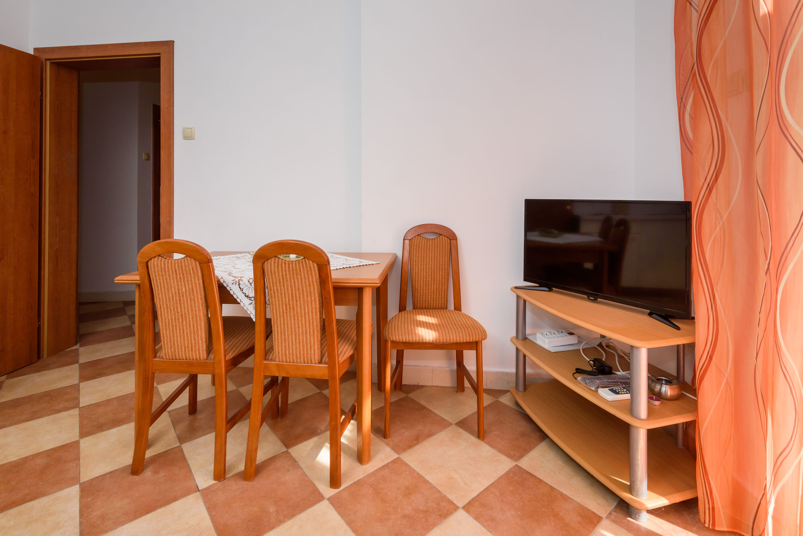 Apartments Zdravko 81491-A2