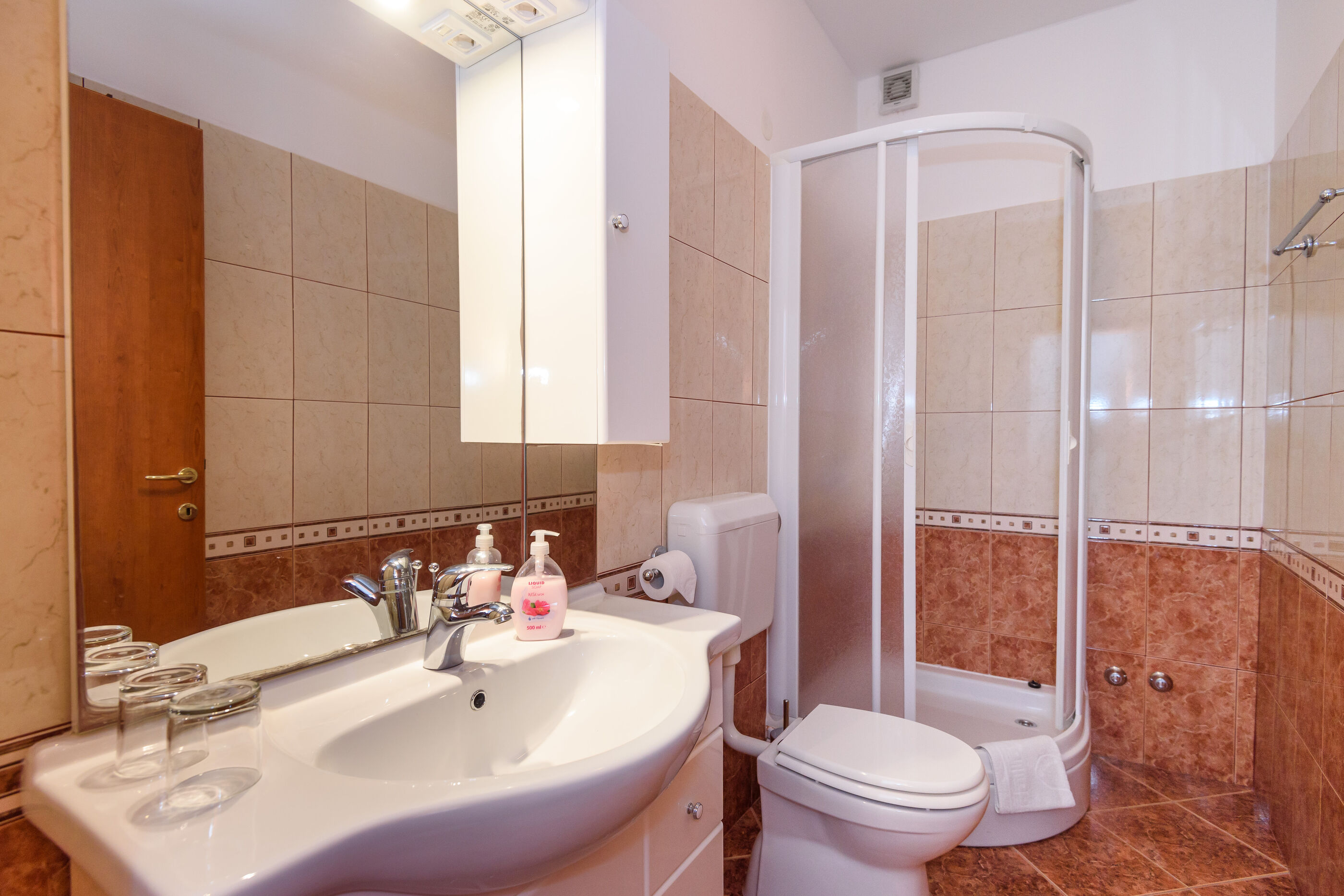 Apartments Zdravko 81491-A2
