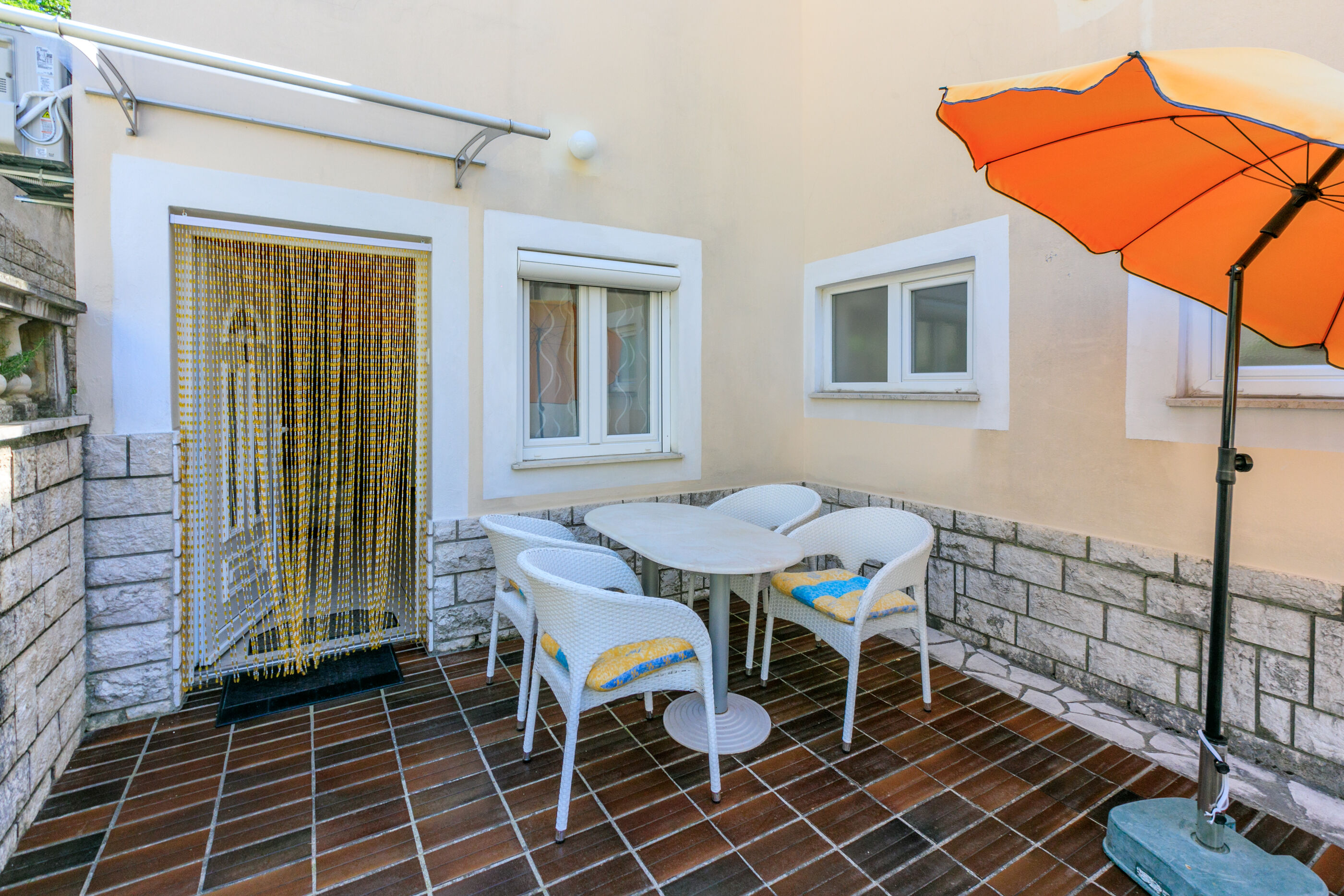 Apartments Bella 80811-A1
