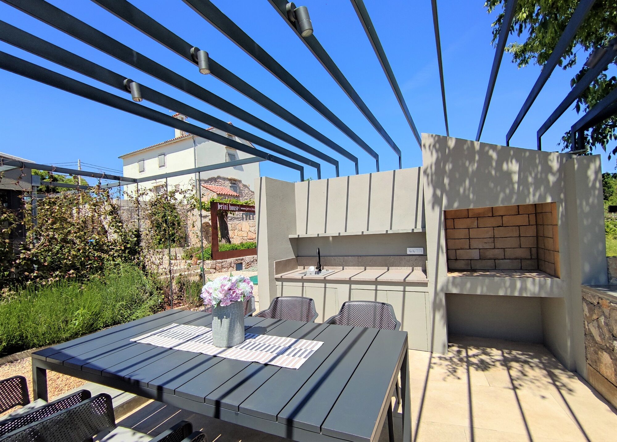 House Villa Jerini cottage 62216-K1