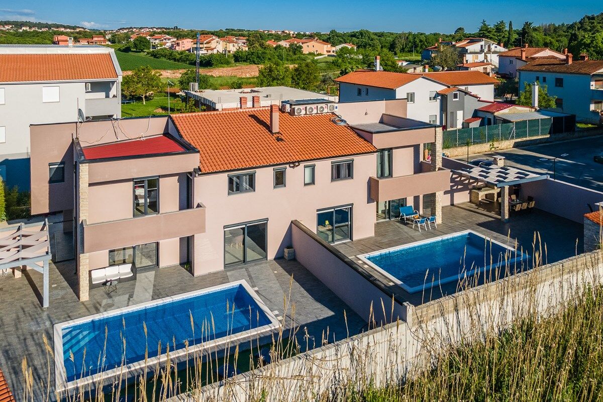 Villa Nika 73945-K1