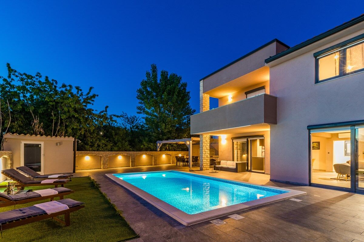 Villa Nika 73945-K1