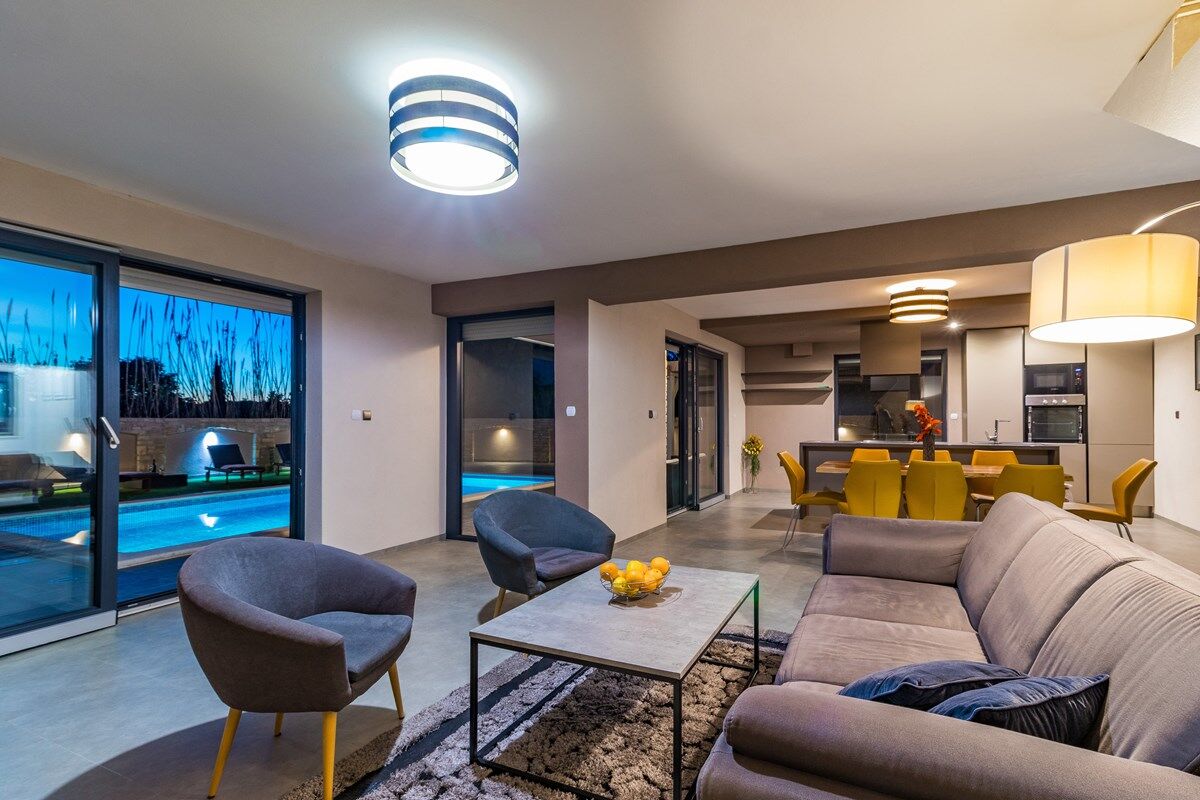 Villa Nika 73945-K1