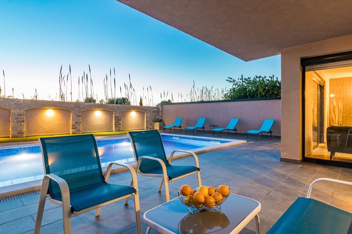 Villa Christine 74182-K1