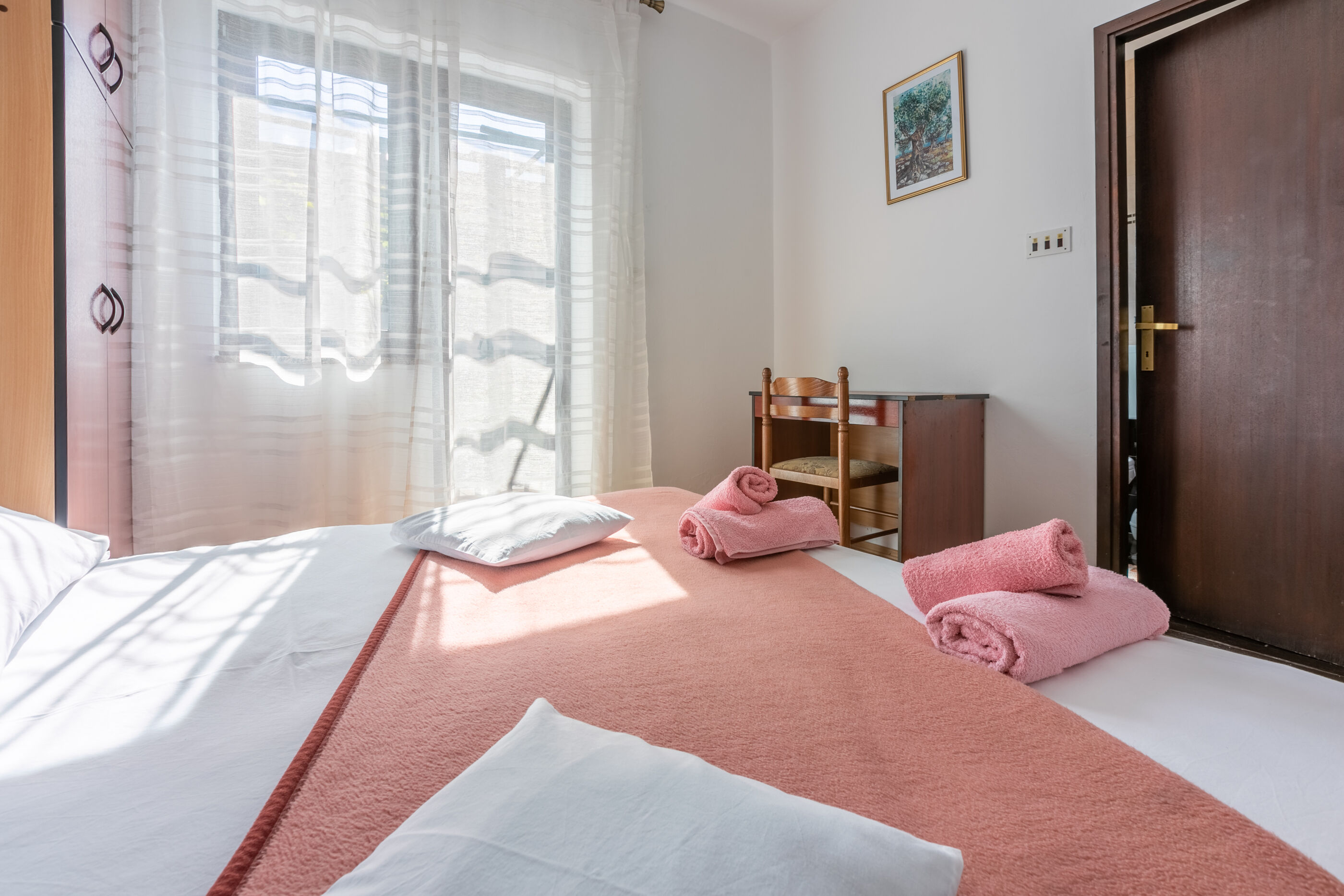 Apartments and Room Ružica 60661-A3