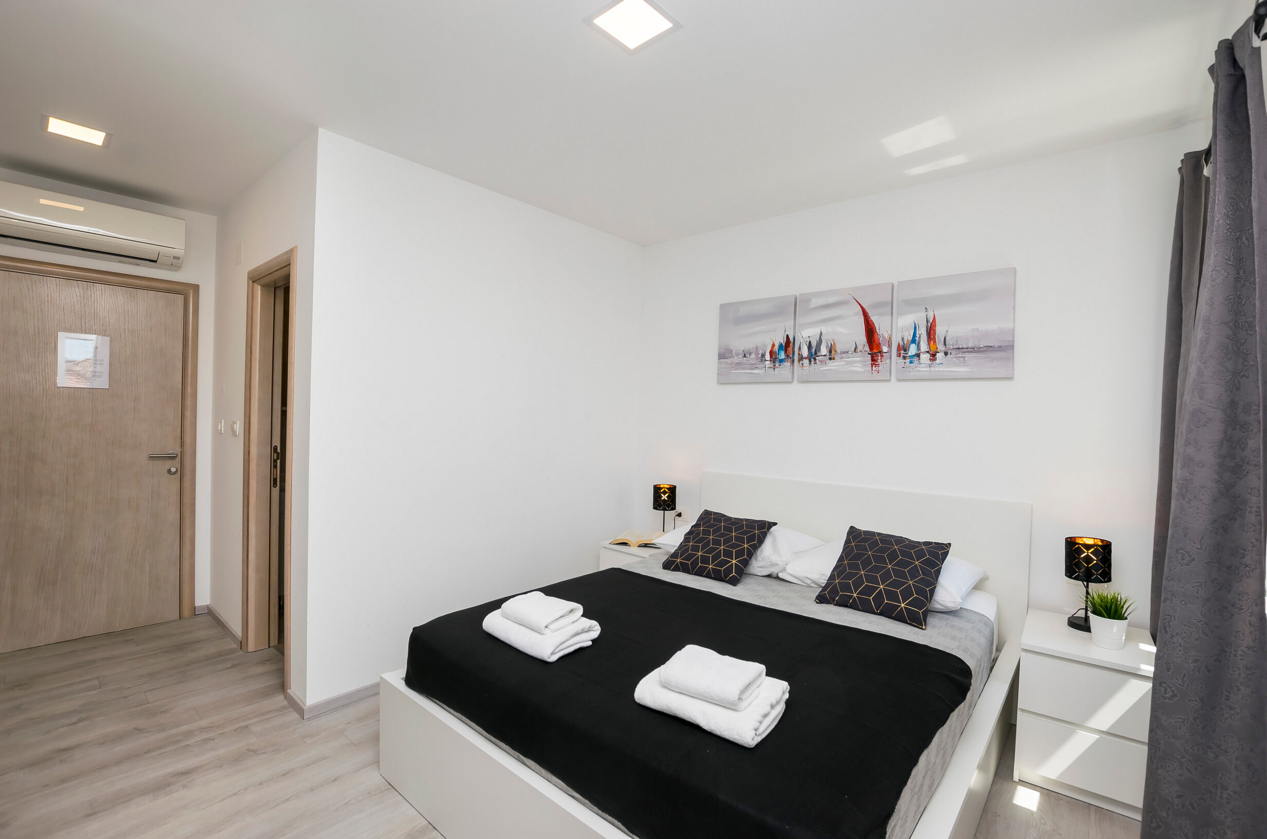 Apartments and Rooms Adriatic Suites 80461-S6