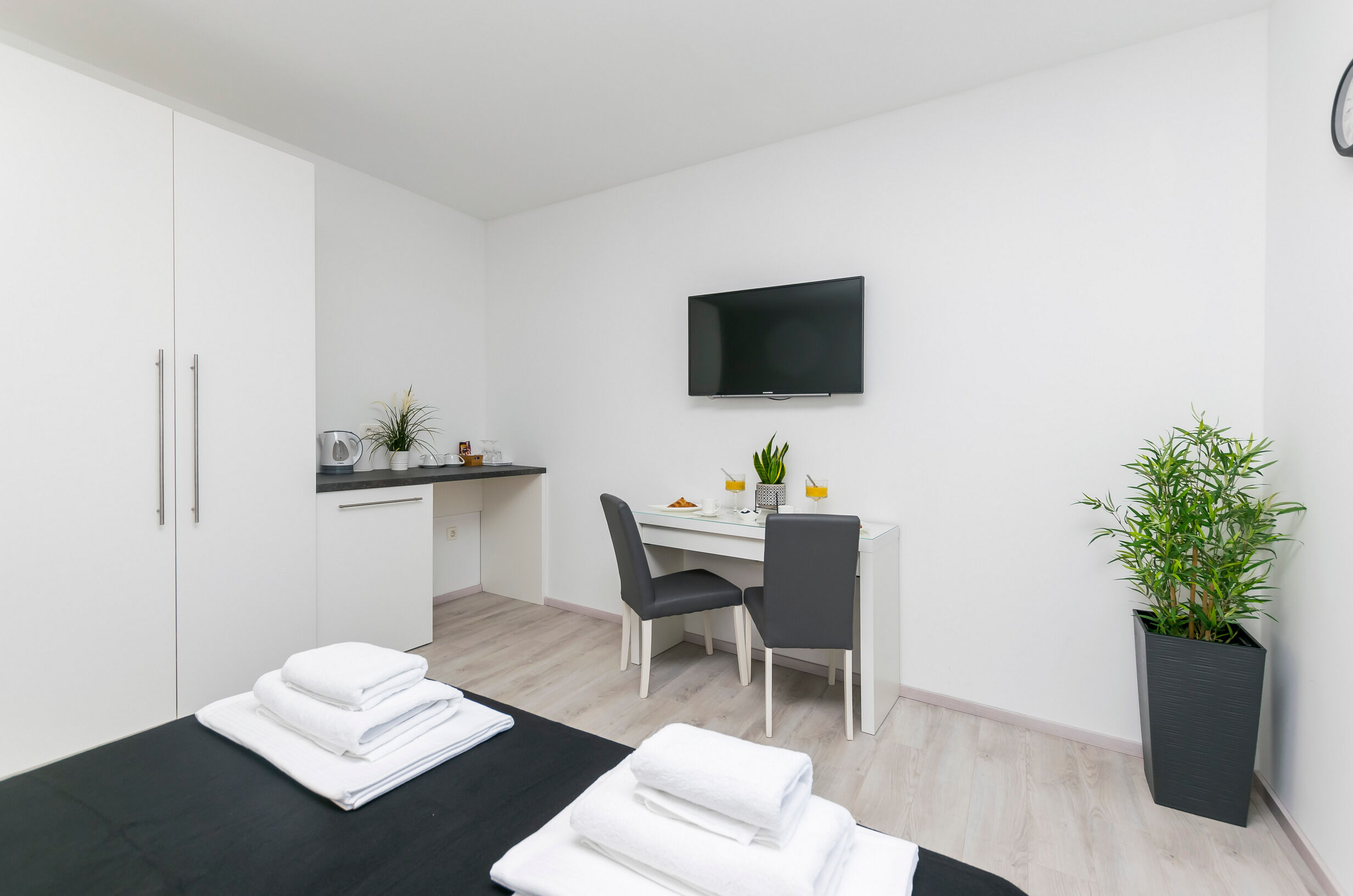Apartments and Rooms Adriatic Suites 80461-S1