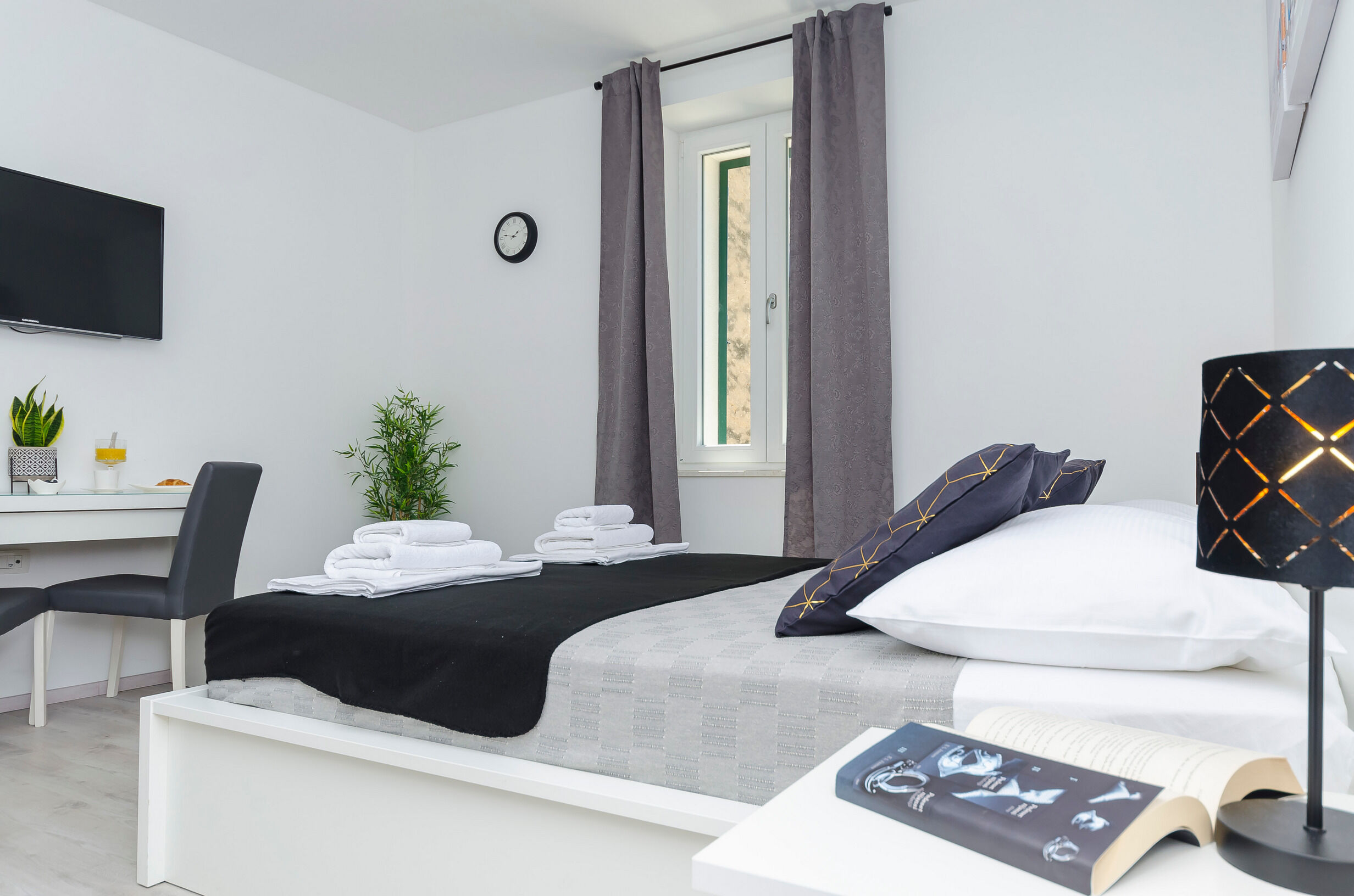 Apartments and Rooms Adriatic Suites 80461-S1