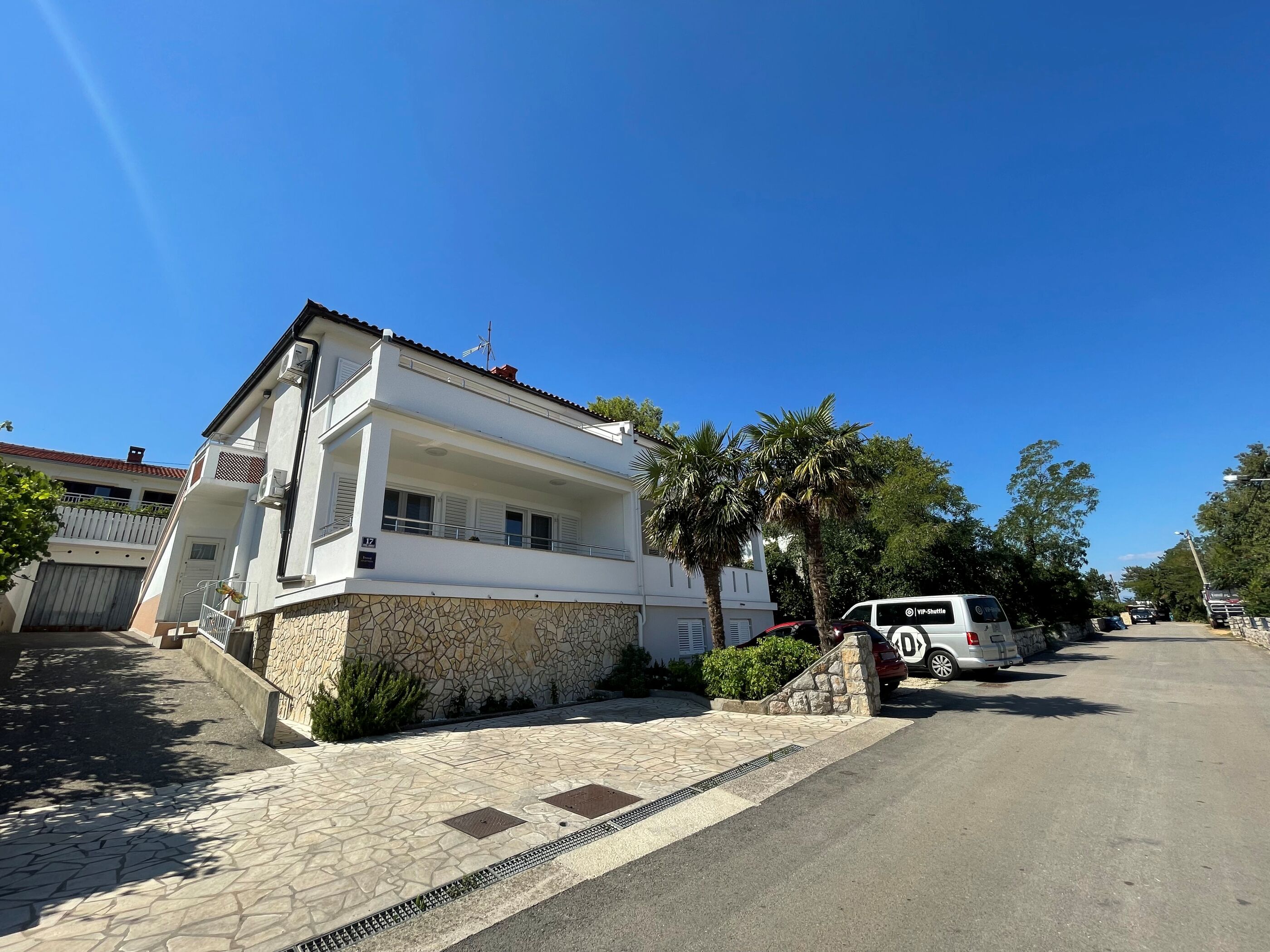 Apartments Bohović 69511-A1