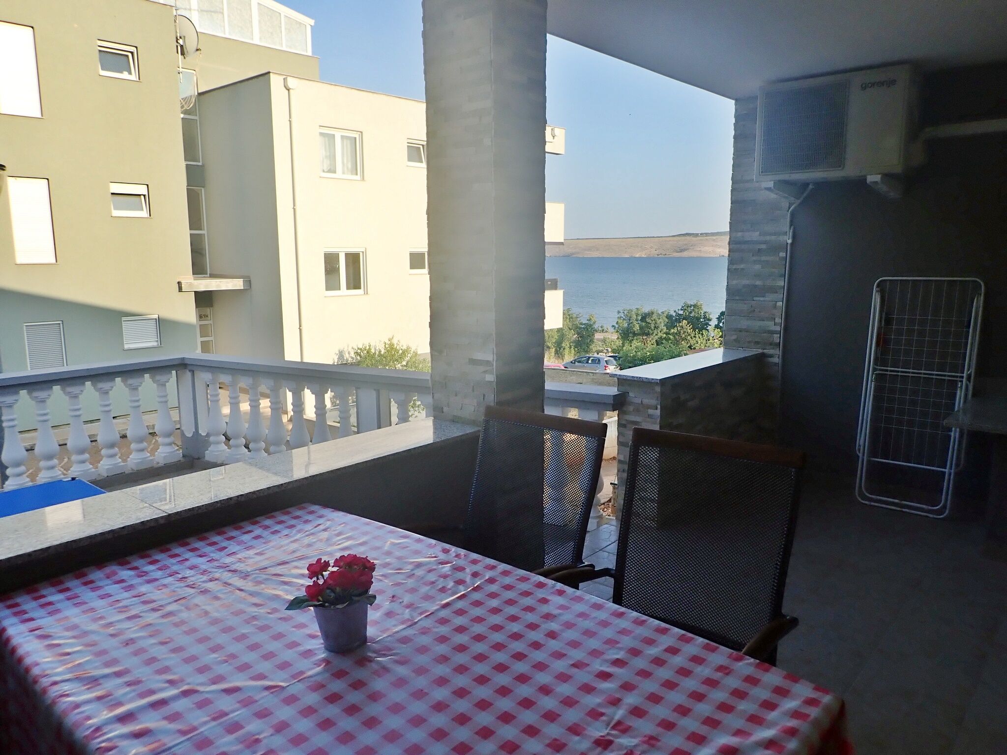 Apartments Bugen 58499-A2