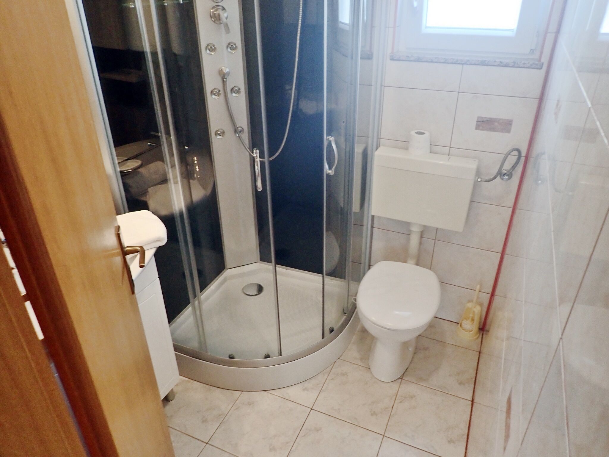 Apartments Bugen 58499-A2