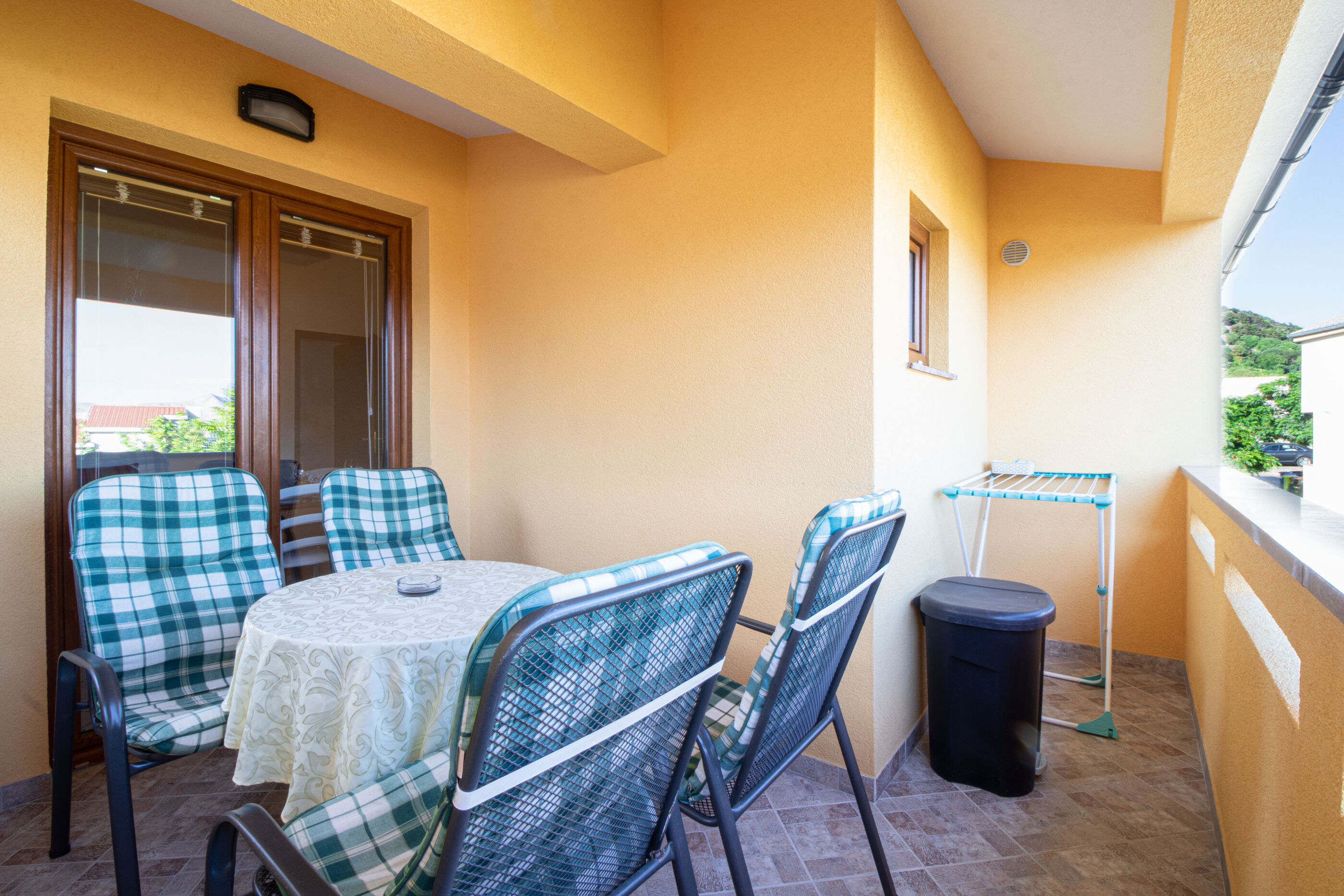 Apartments Dujmovic 79636-A1