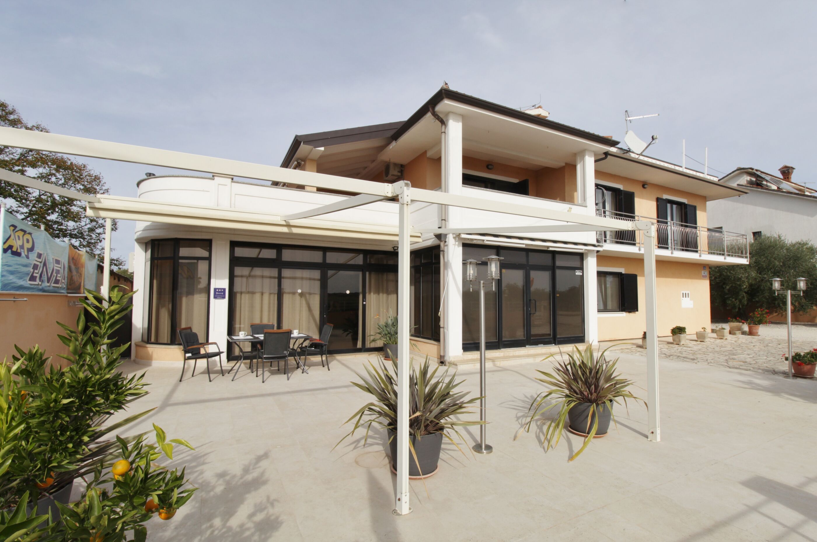 Apartments Enea Savudrija 81515-A1
