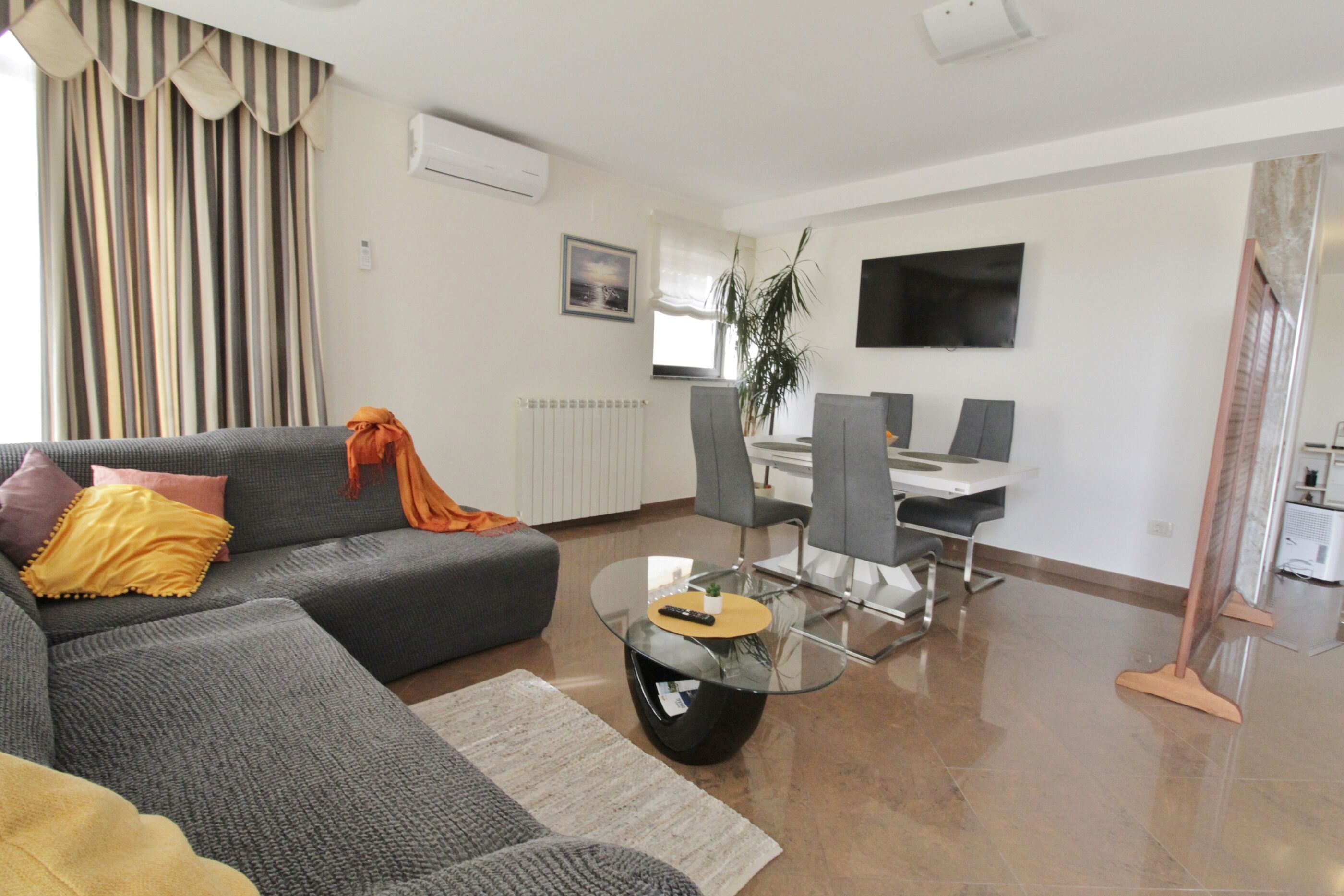 Apartments Enea Savudrija 81515-A1