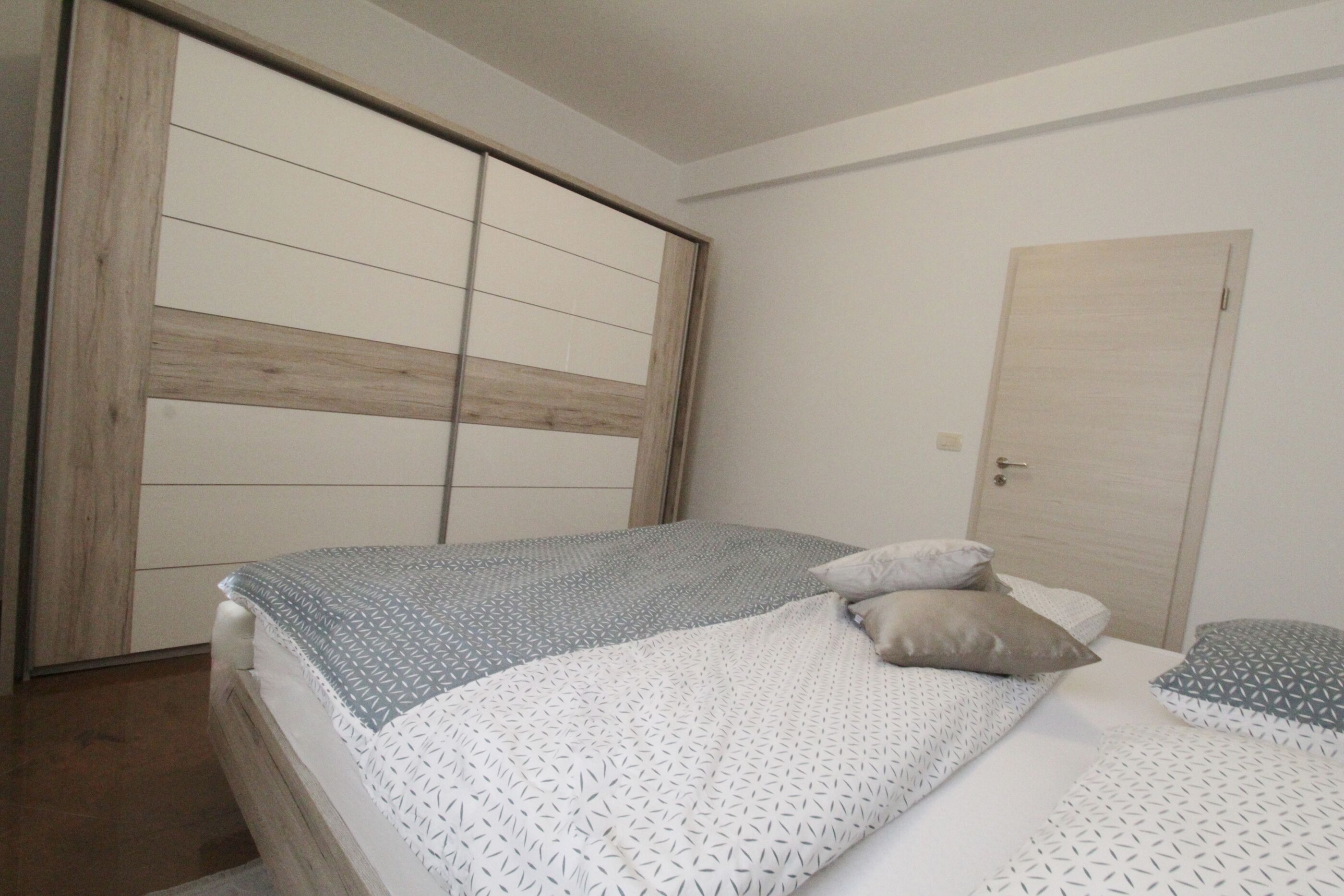 Apartments Enea Savudrija 81515-A1