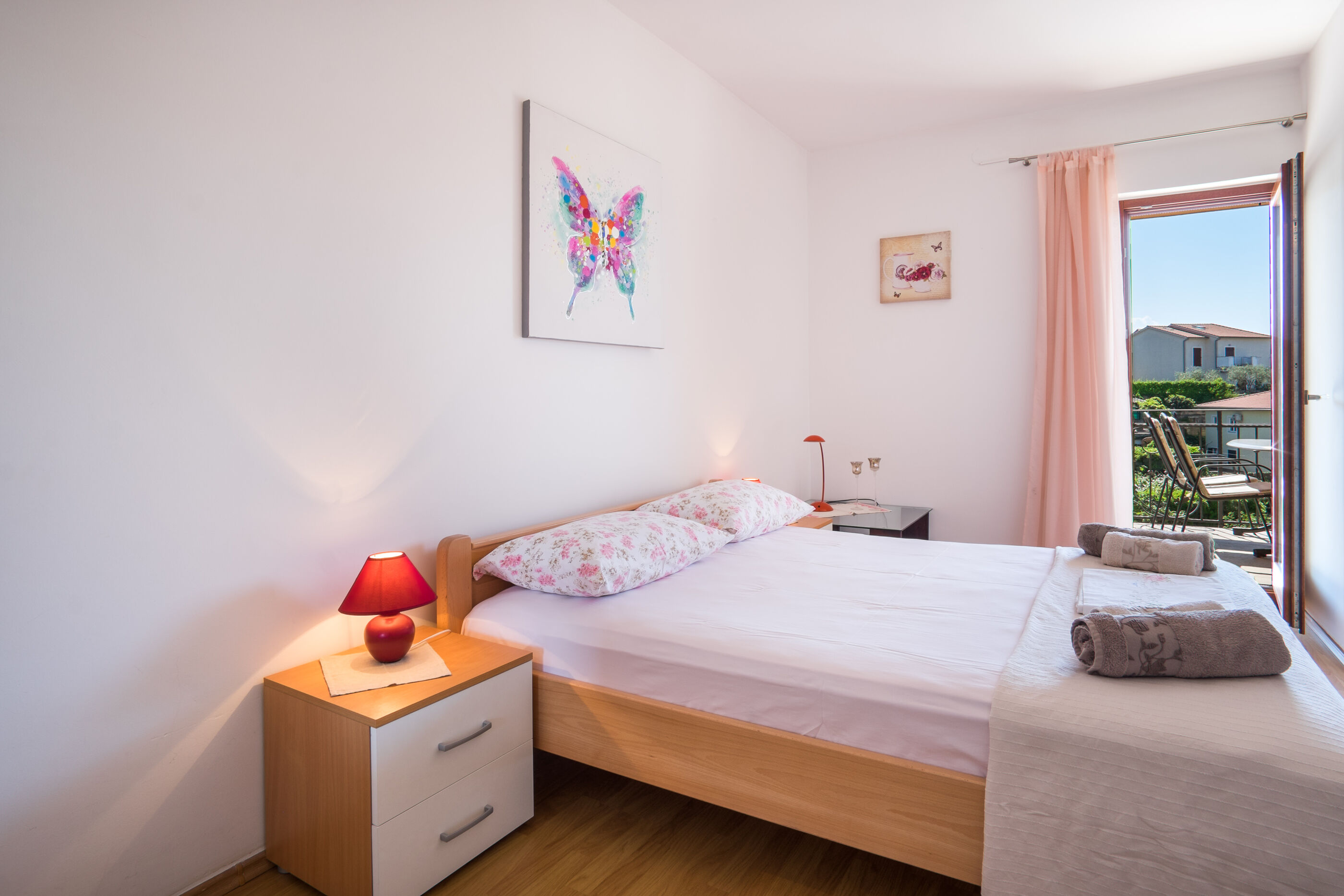 Apartments Skomeršić 15611-A1