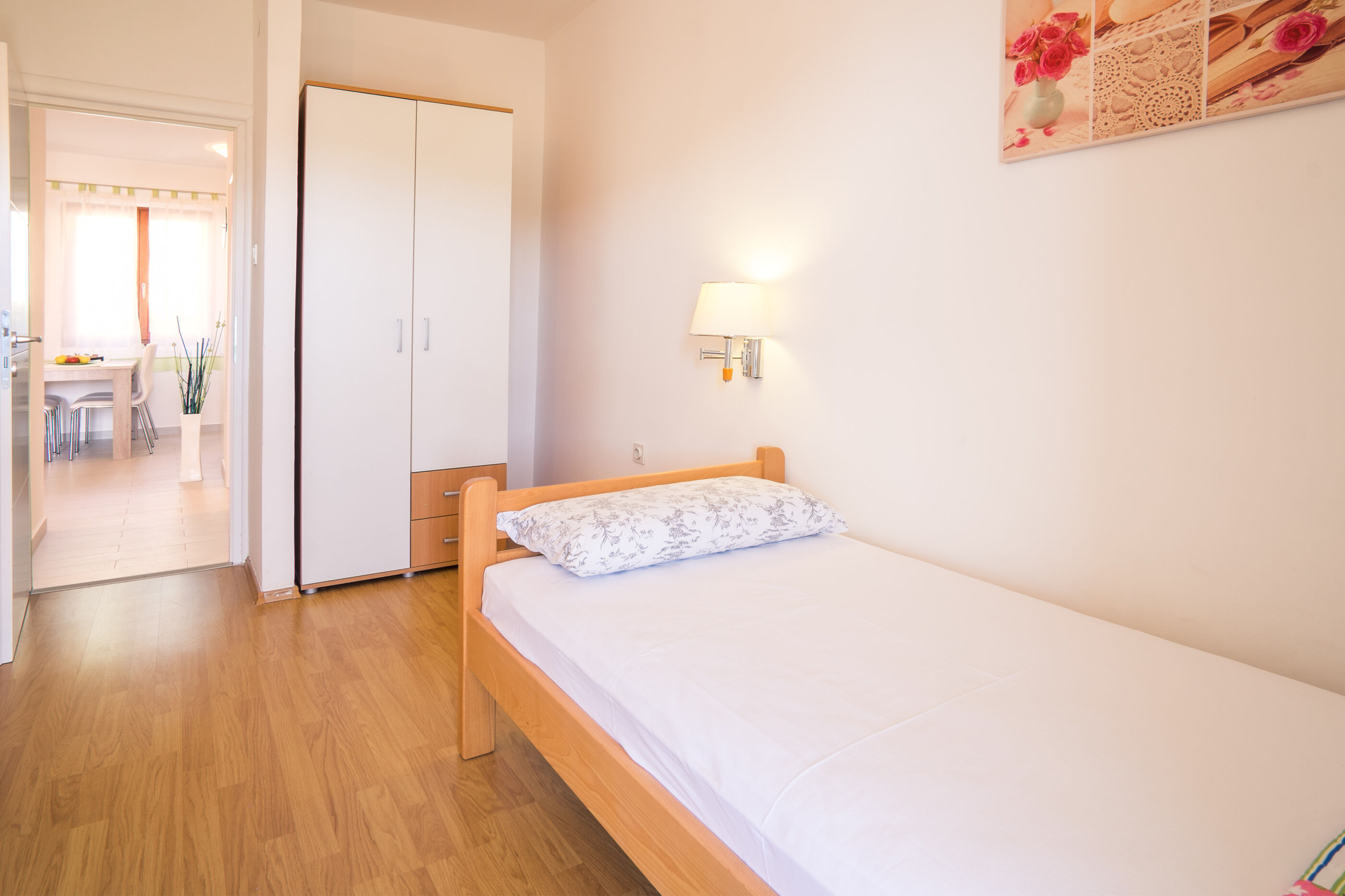 Apartments Skomeršić 15611-A2