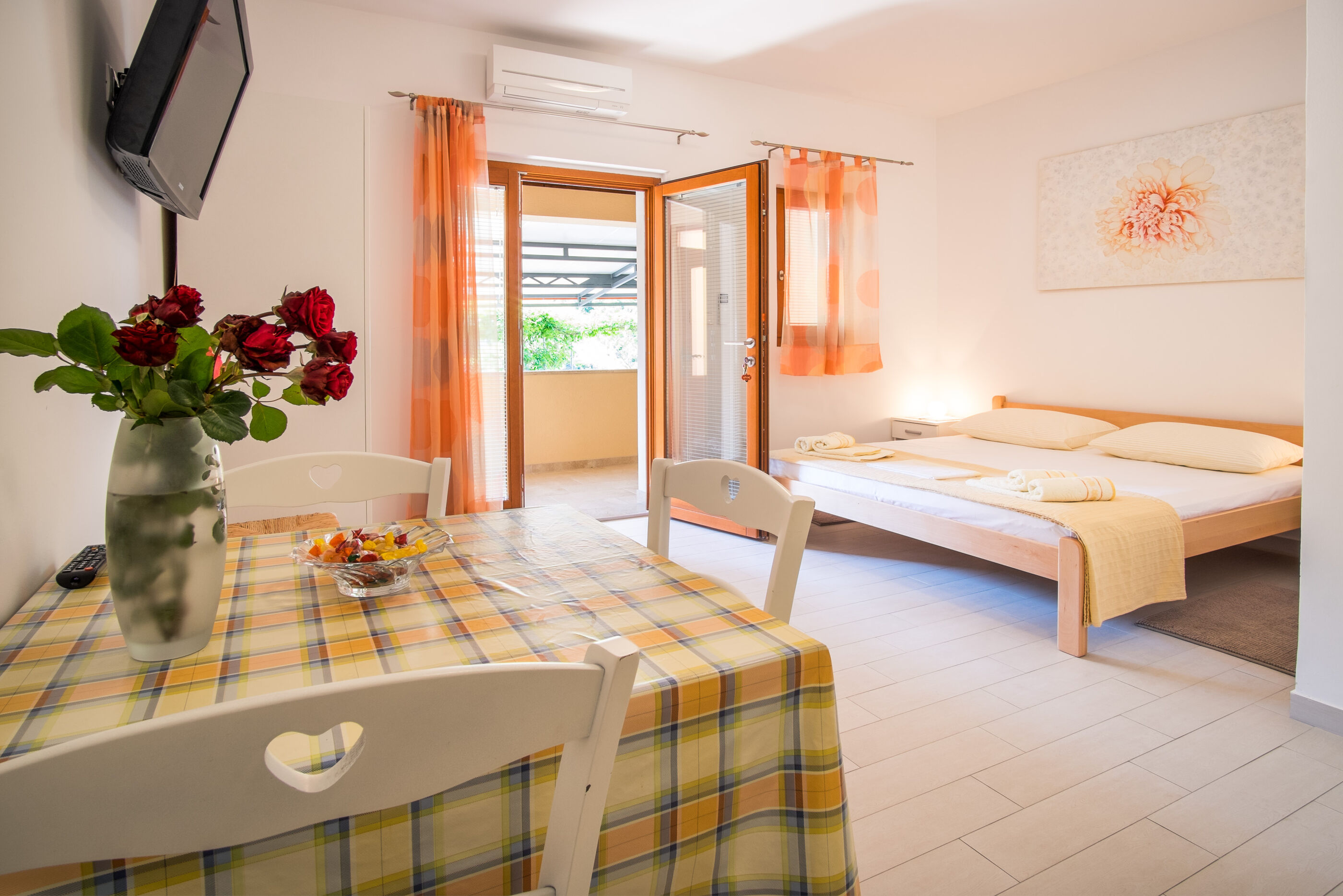 Apartments Skomeršić 15611-A4