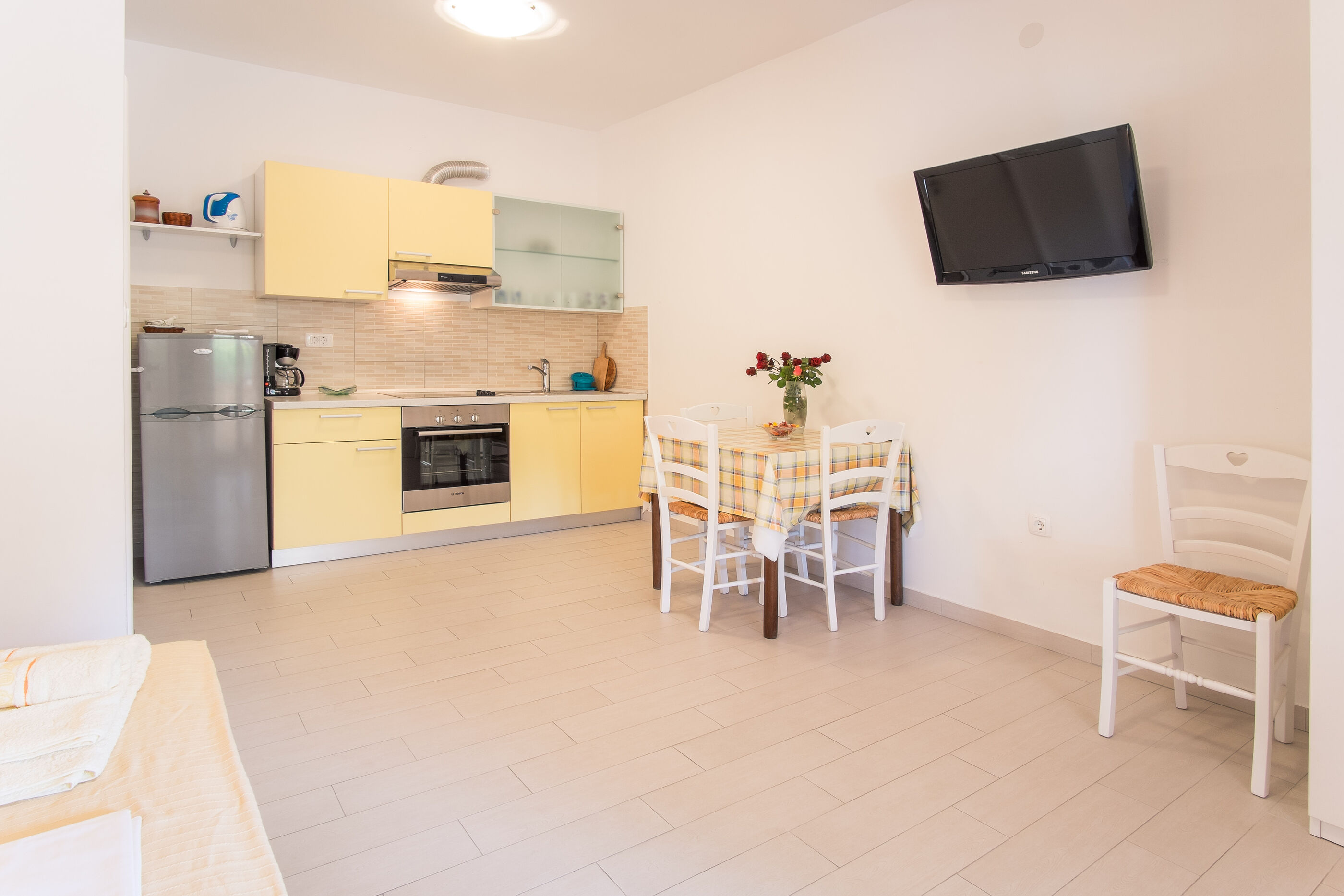 Apartments Skomeršić 15611-A4