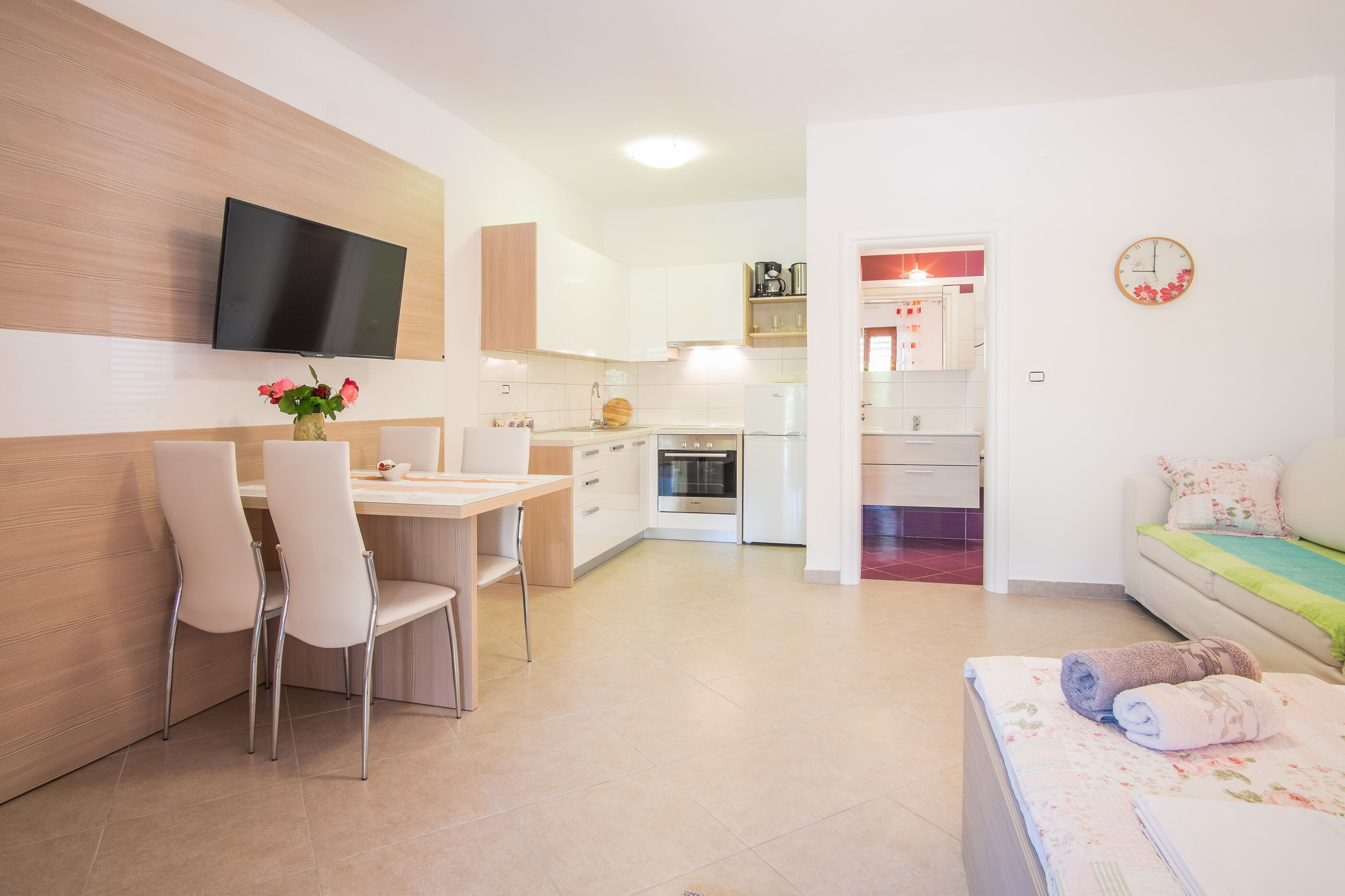 Apartments Skomeršić 15611-A5