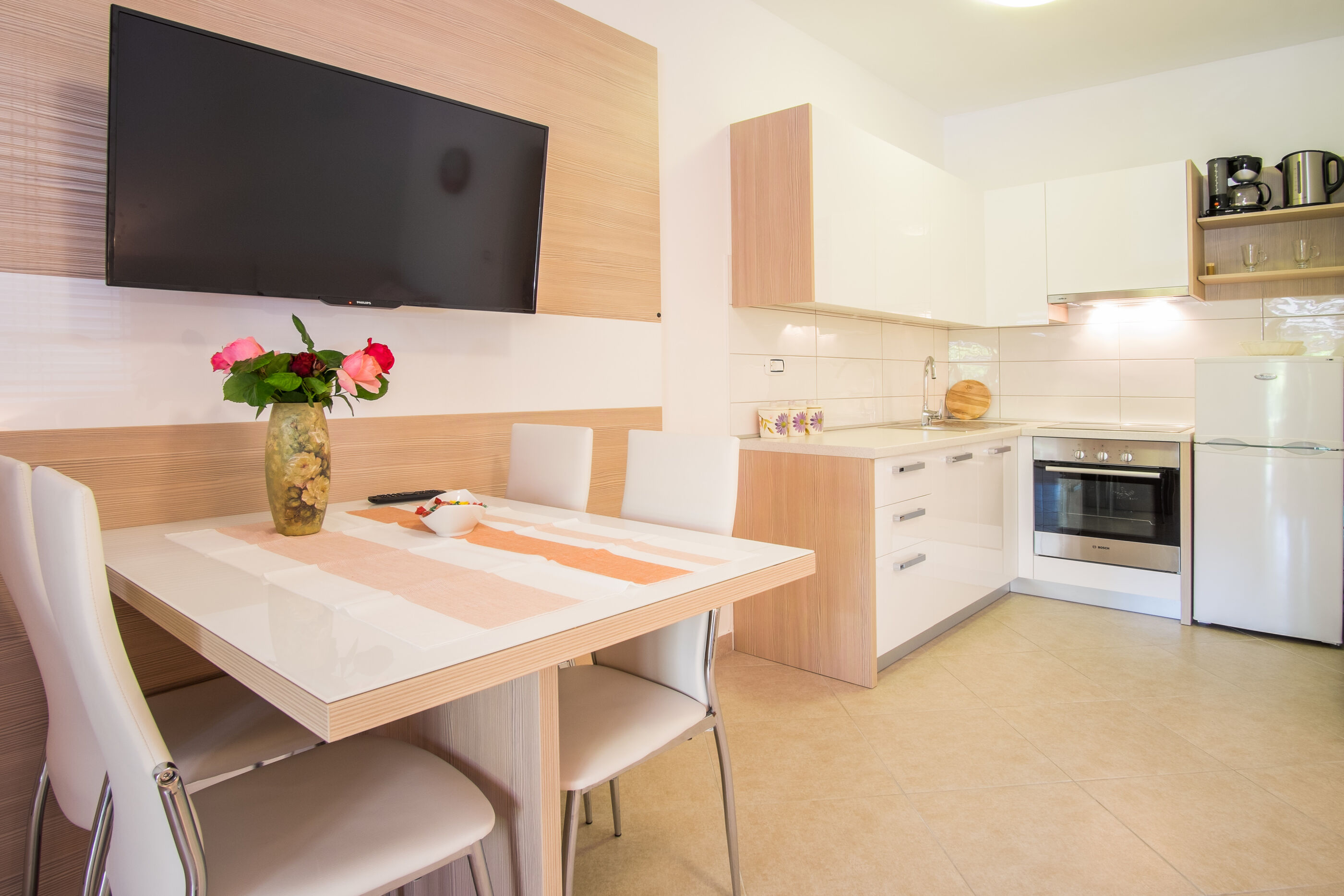 Apartments Skomeršić 15611-A5